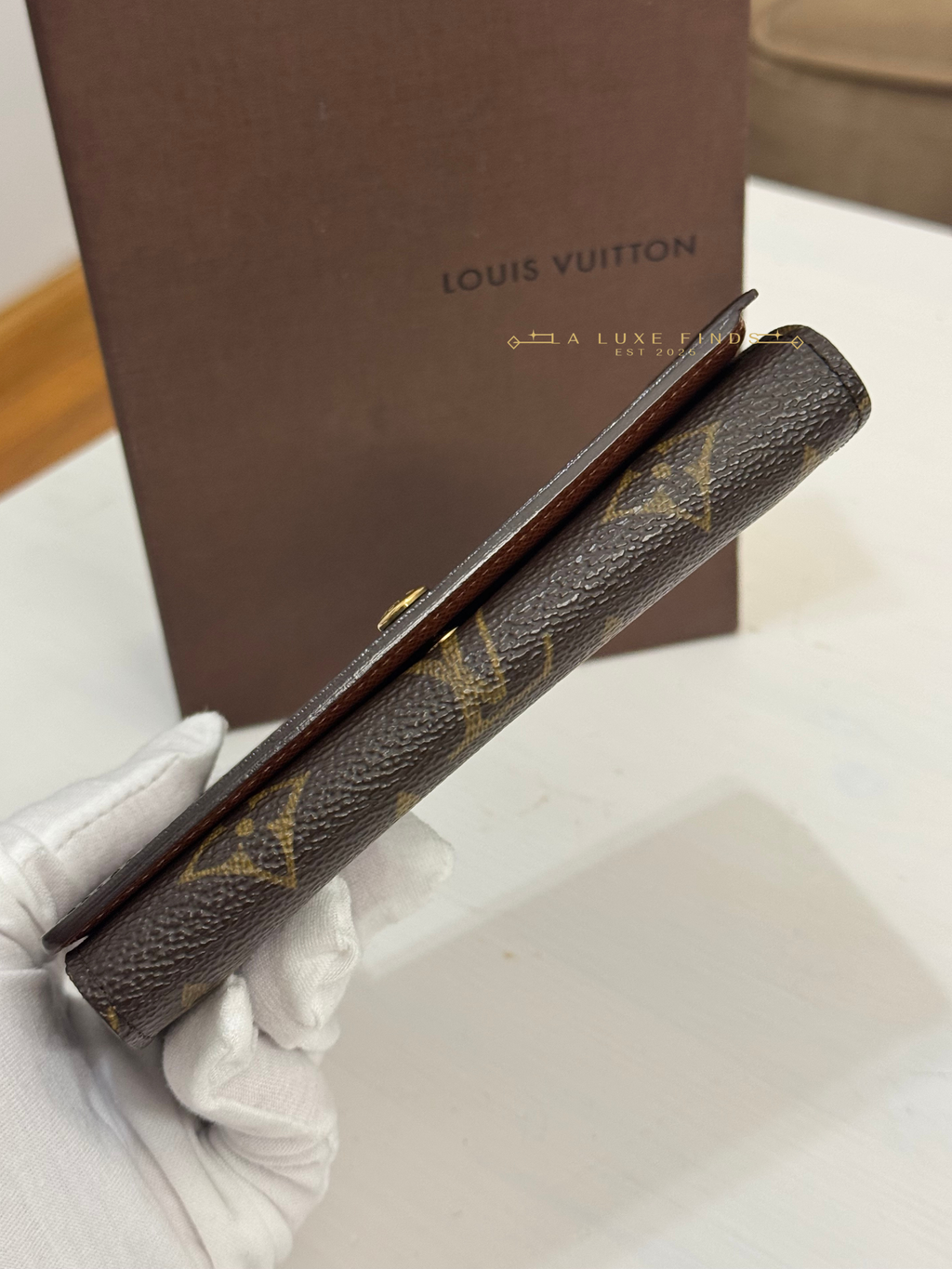 LOUIS VUITTON 2001 Monogram Compact Wallet