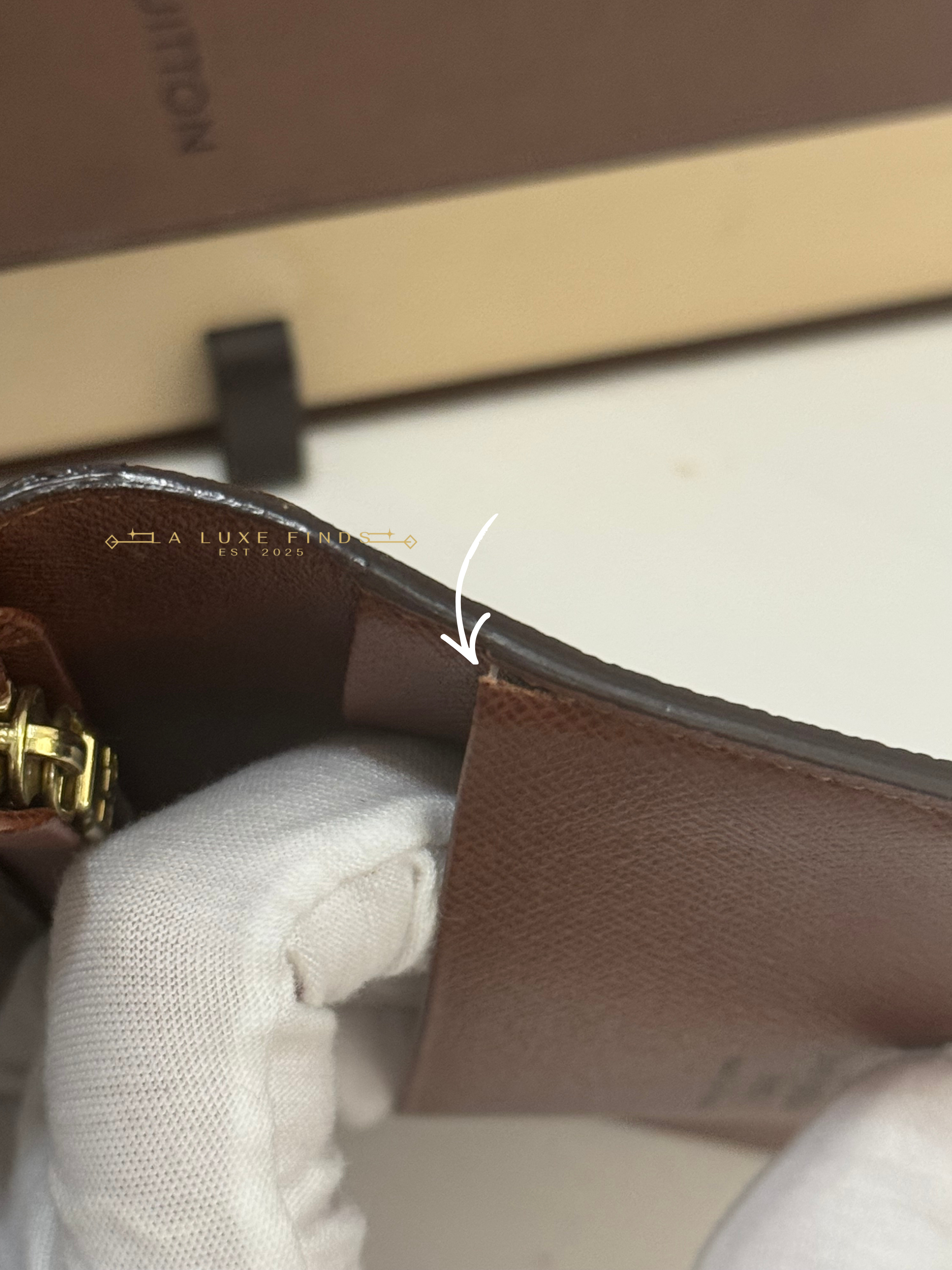 LOUIS VUITTON 2001 Monogram Compact Wallet