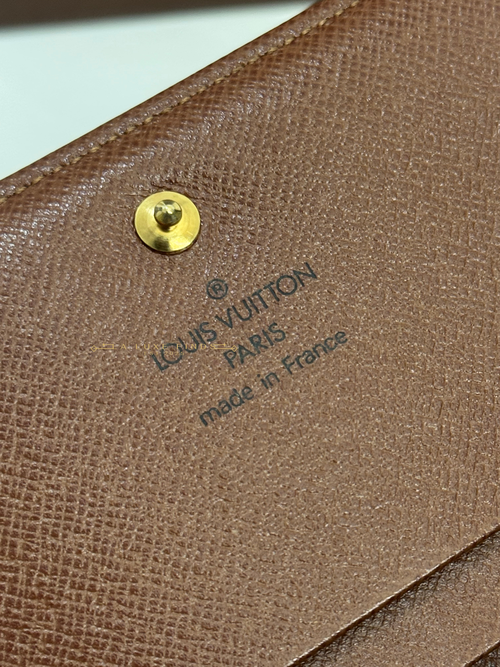 LOUIS VUITTON 2001 Monogram Compact Wallet