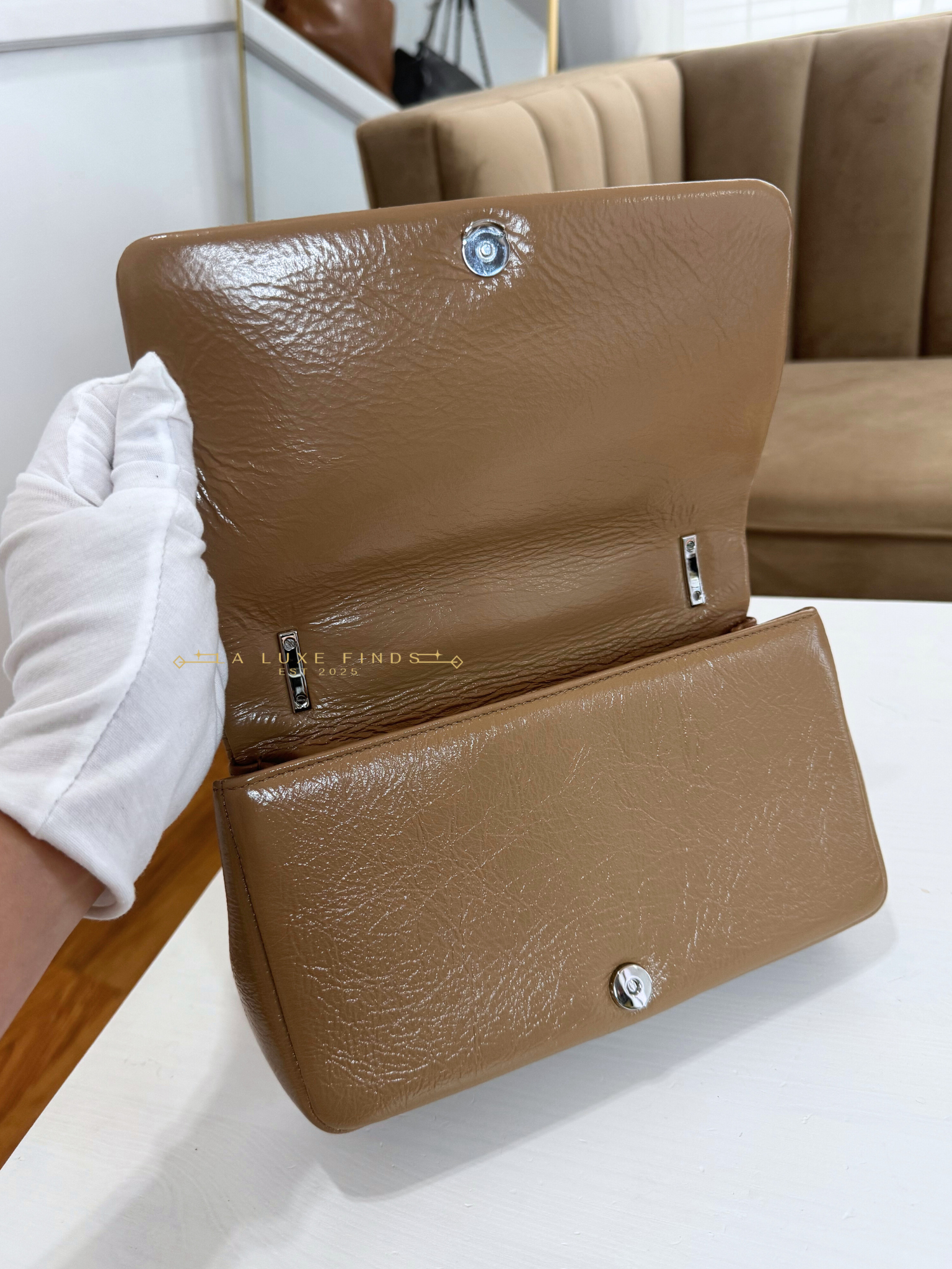 BURBERRY Small Lola Beige Quilted Leather with Resin Strap