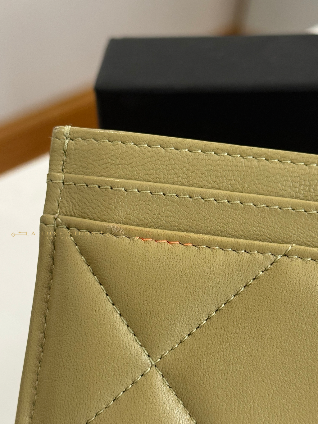 CHANEL 19 Card Holder