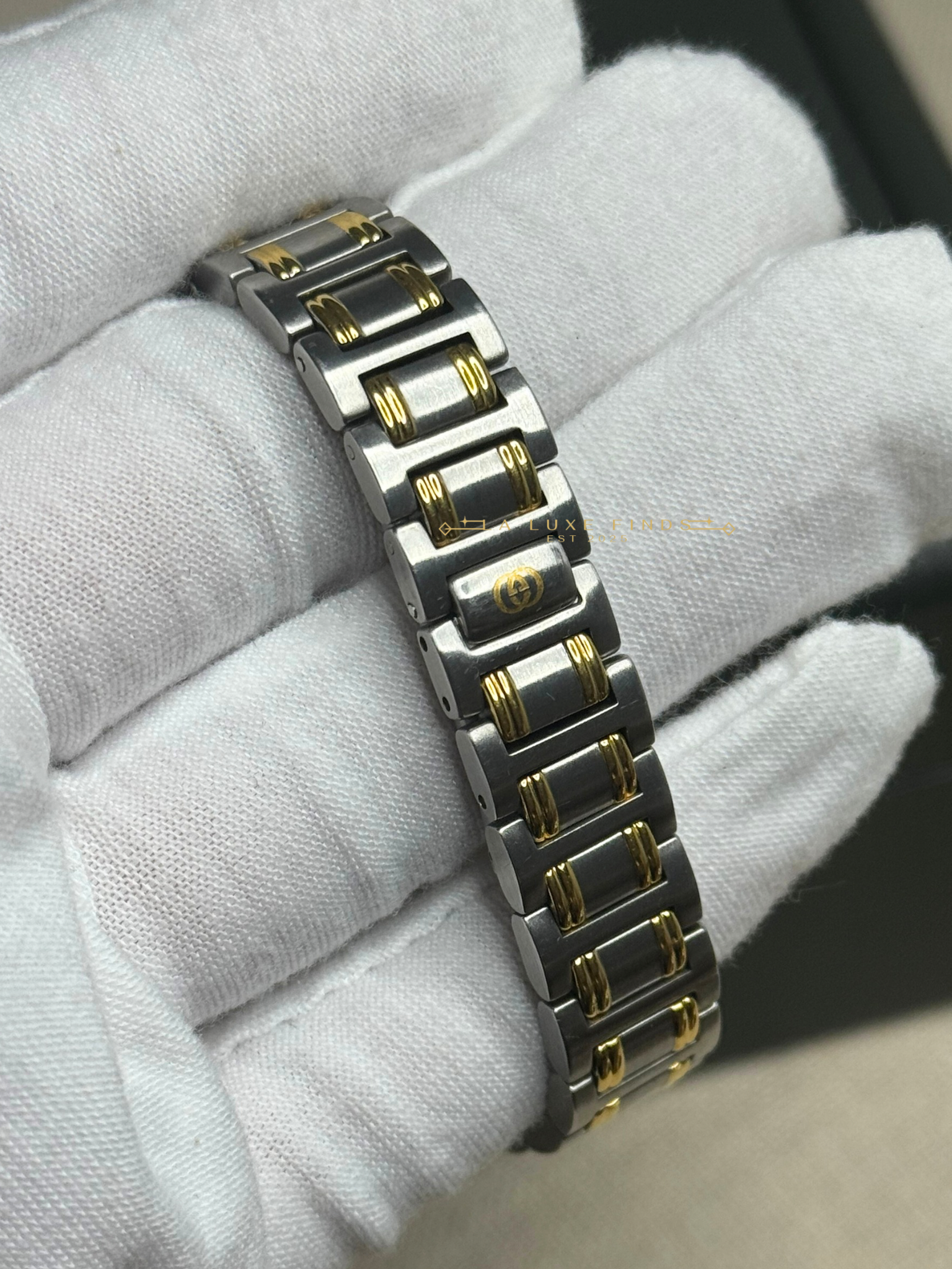 GUCCI 9000L 25mm Two-tone Women's Watch