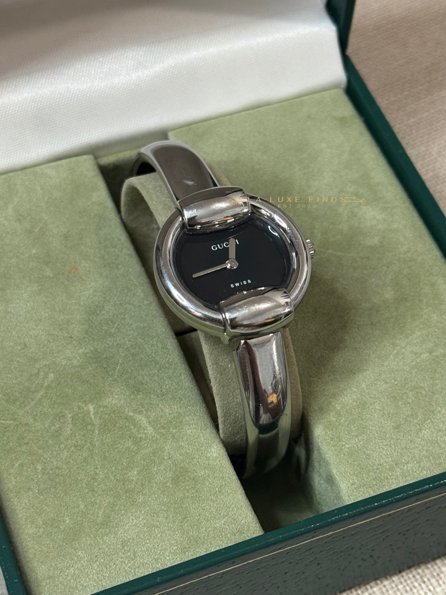 GUCCI 1400L 25mm Women’s Bangle Watch