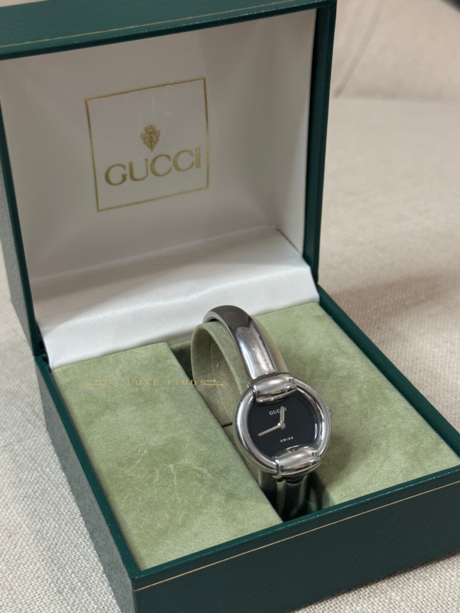 GUCCI 1400L 25mm Women’s Bangle Watch