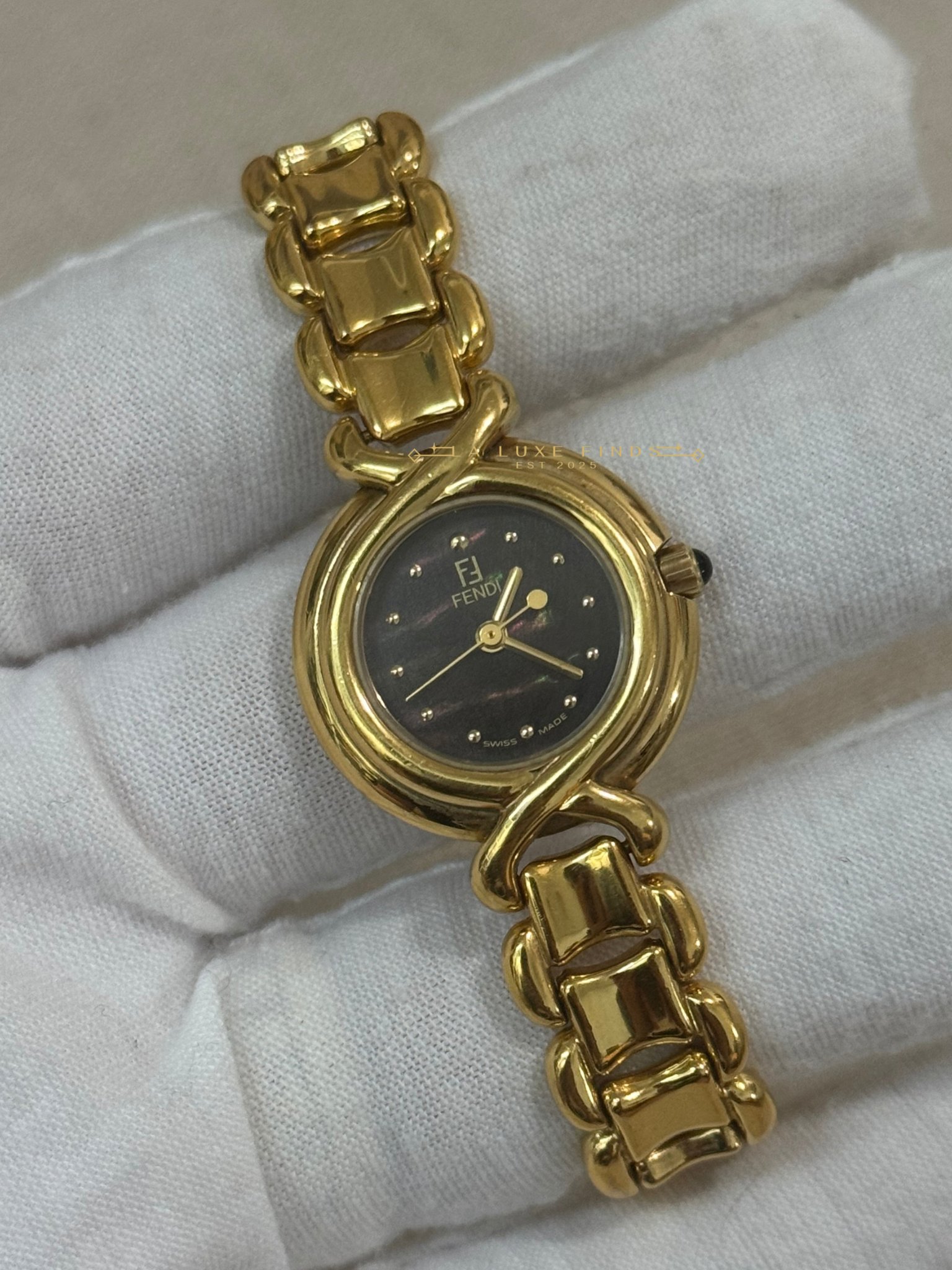 FENDI 700L 25mm Gold Plated Women's Watch