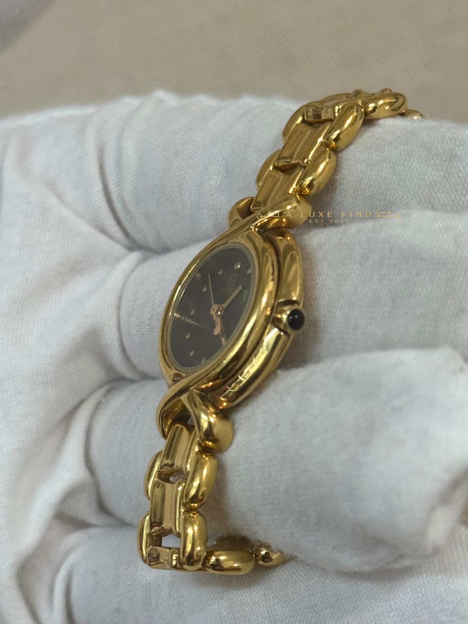 FENDI 700L 25mm Gold Plated Women's Watch