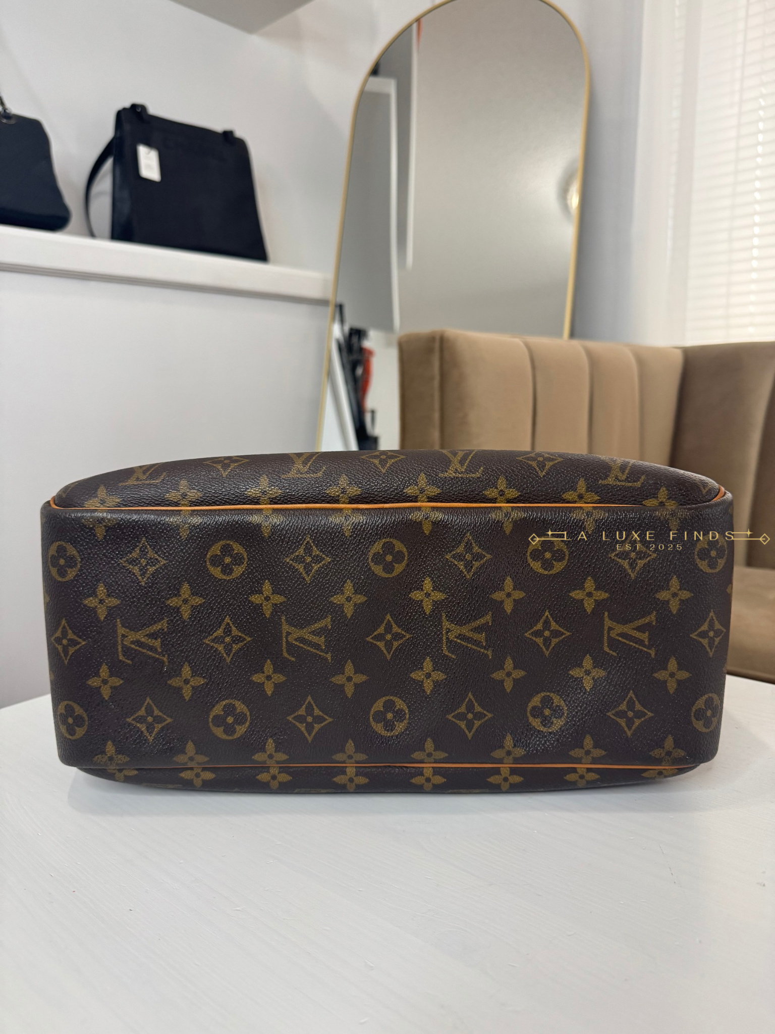 LOUIS VUITTON 1999 Monogram Deauville Handbag