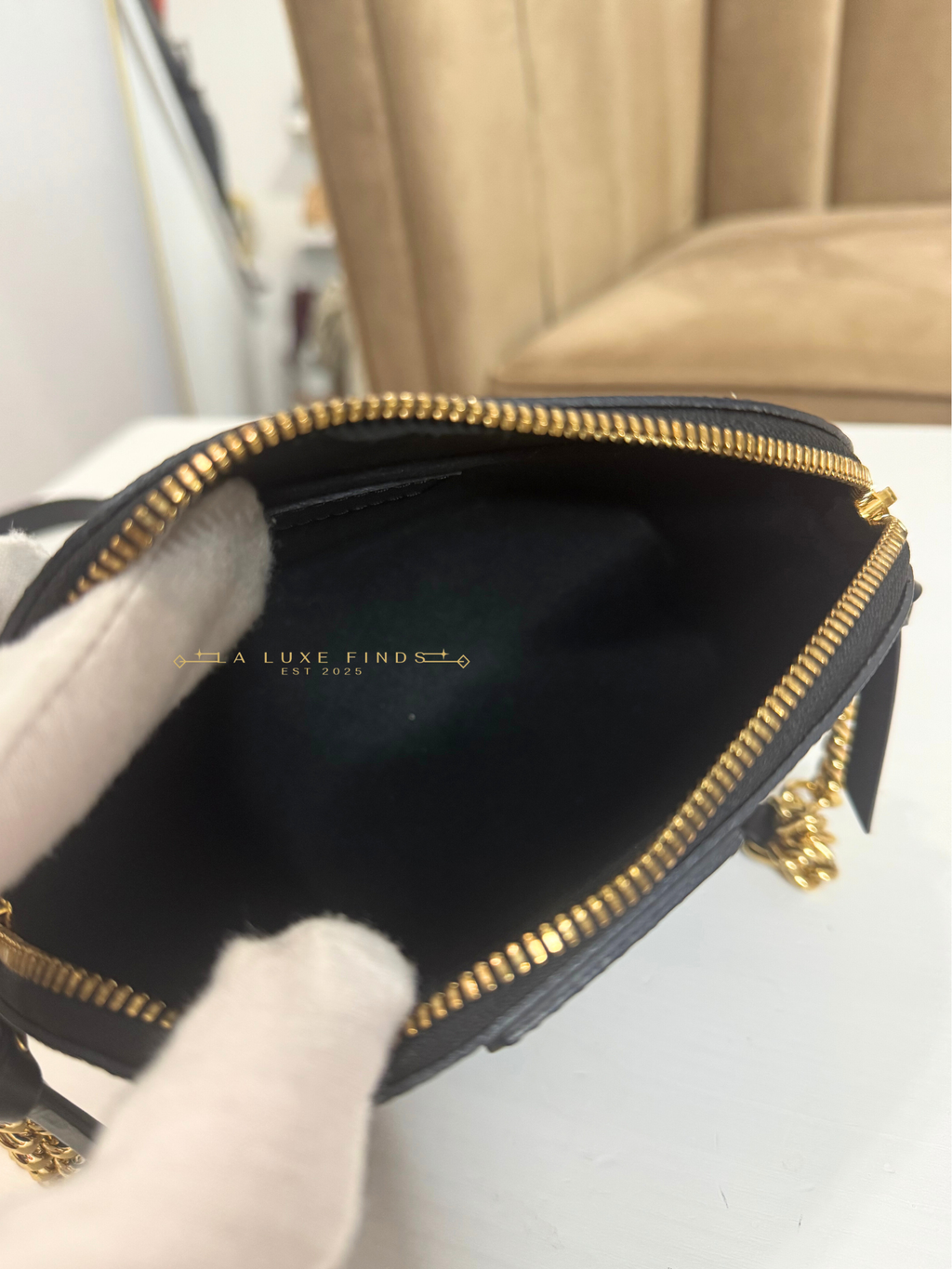 LOUIS VUITTON 2018 Epi Alma Mini Chain Crossbody