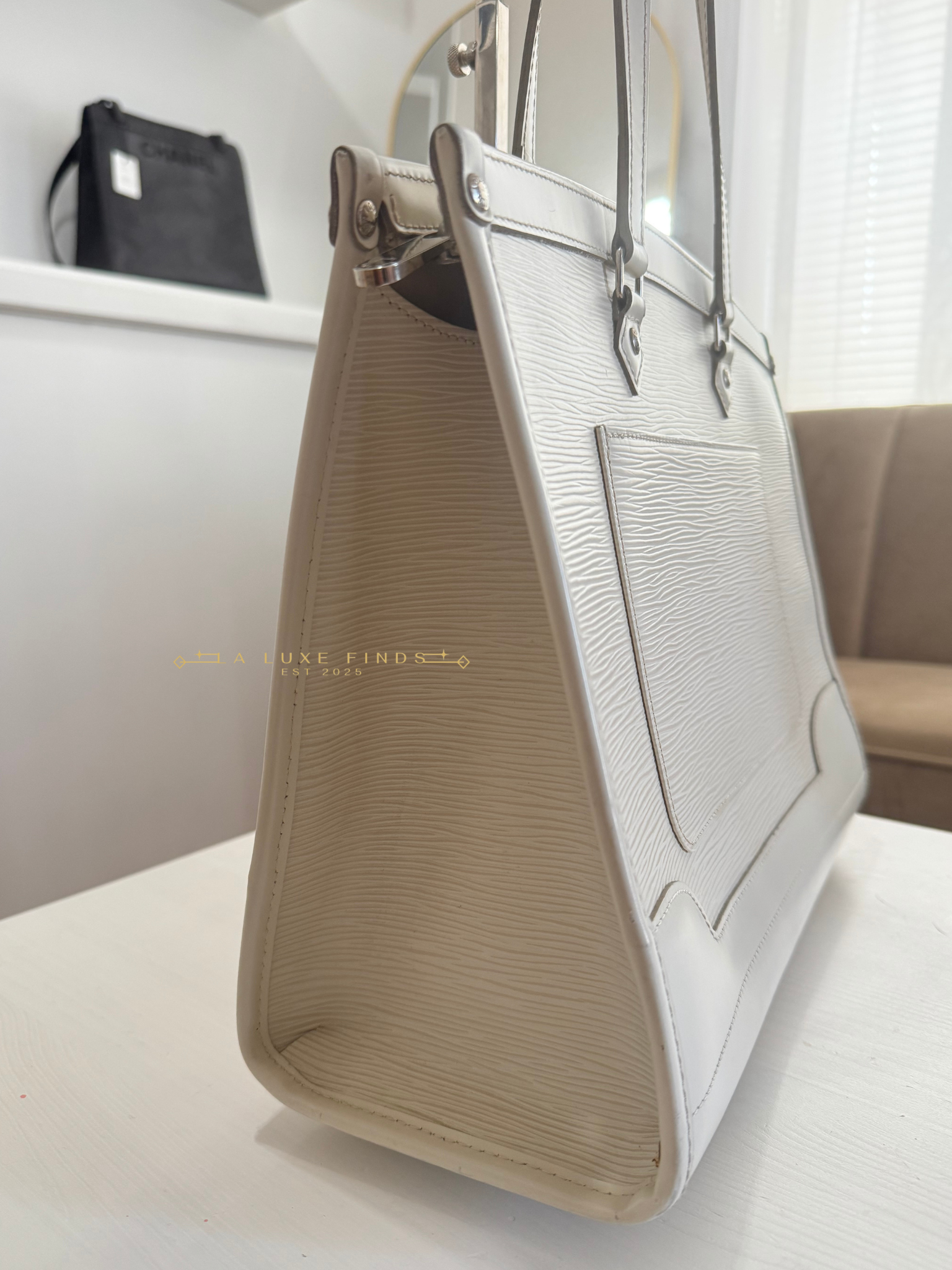 LOUIS VUITTON 2008 Epi Madeleine GM Shoulder Bag