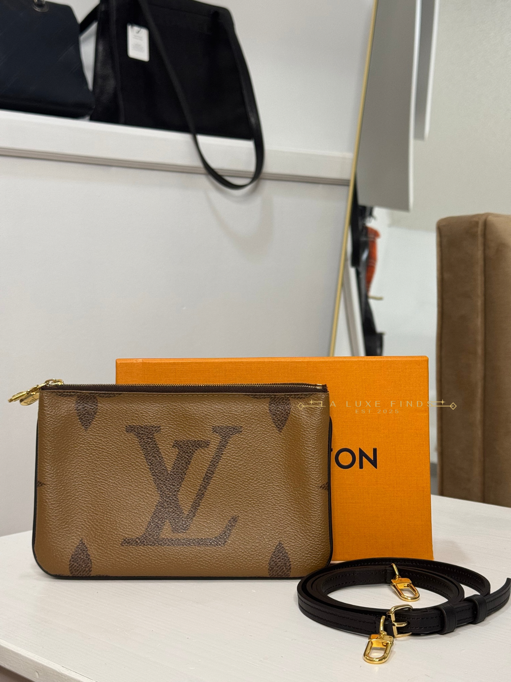 LOUIS VUITTON Double Zip Pochette Reverse Monogram Giant