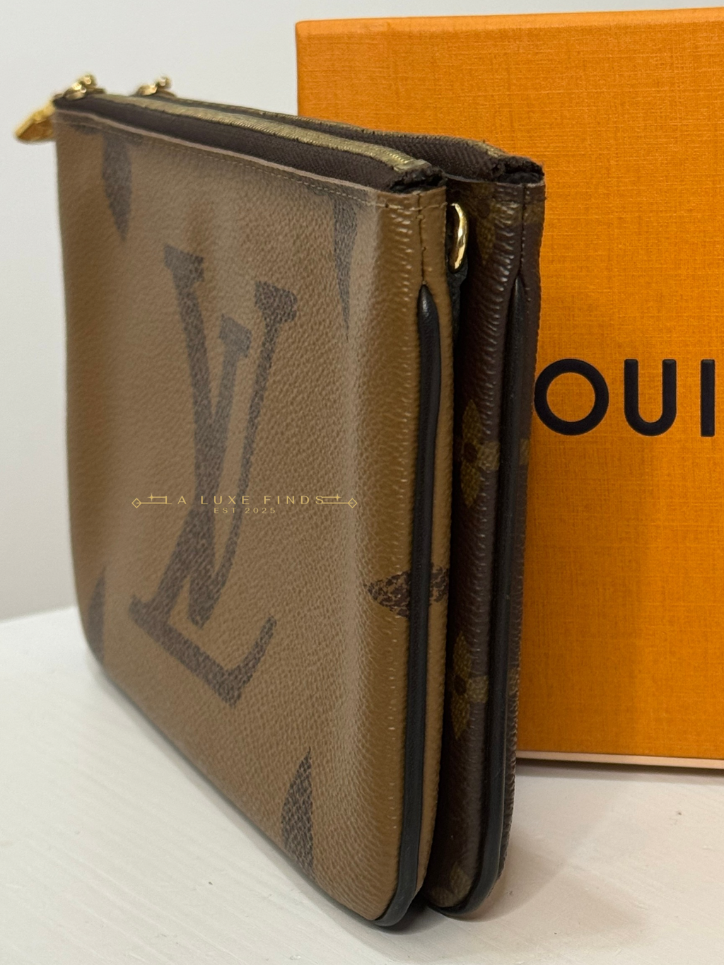 LOUIS VUITTON Double Zip Pochette Reverse Monogram Giant