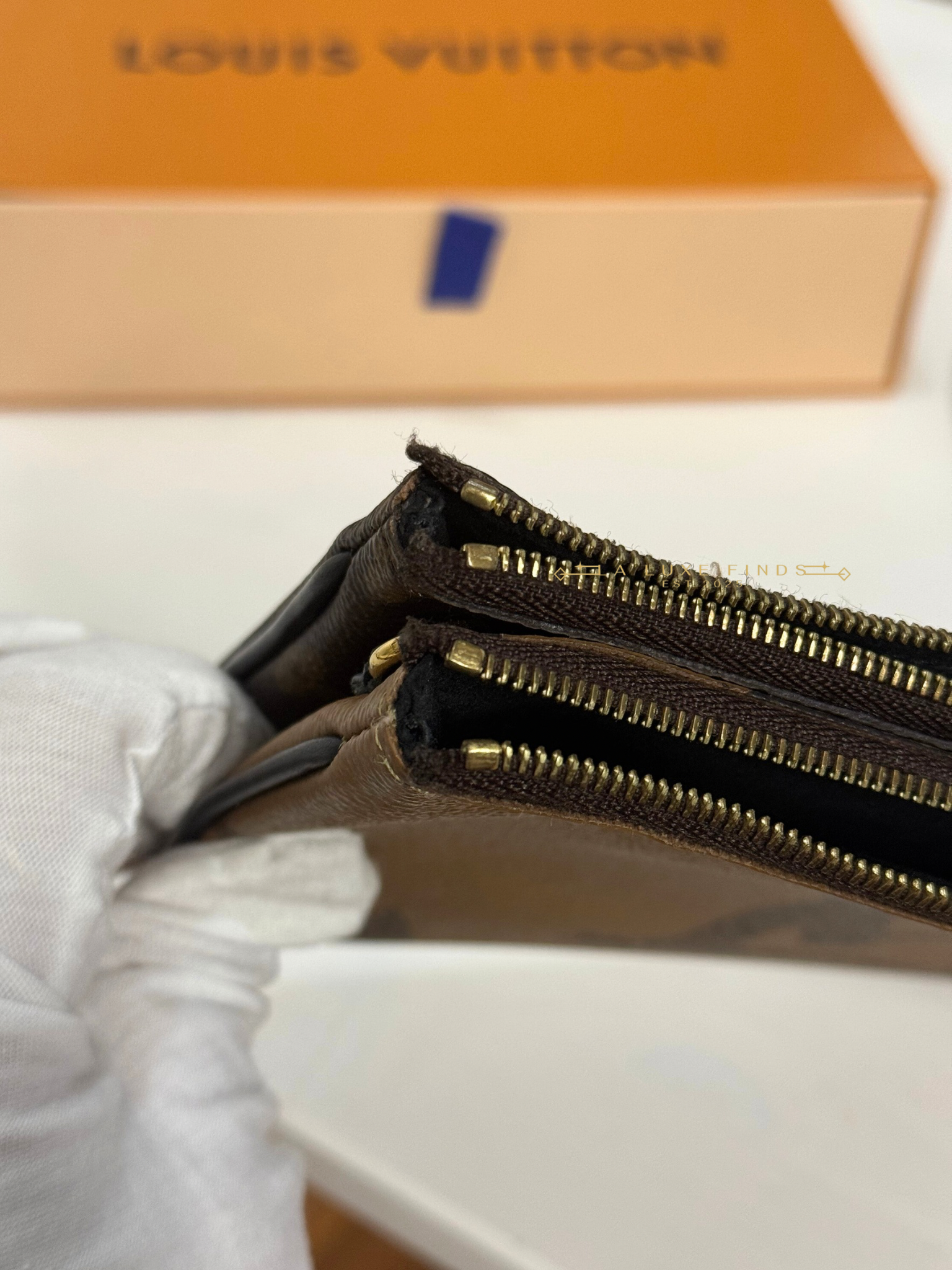 LOUIS VUITTON Double Zip Pochette Reverse Monogram Giant