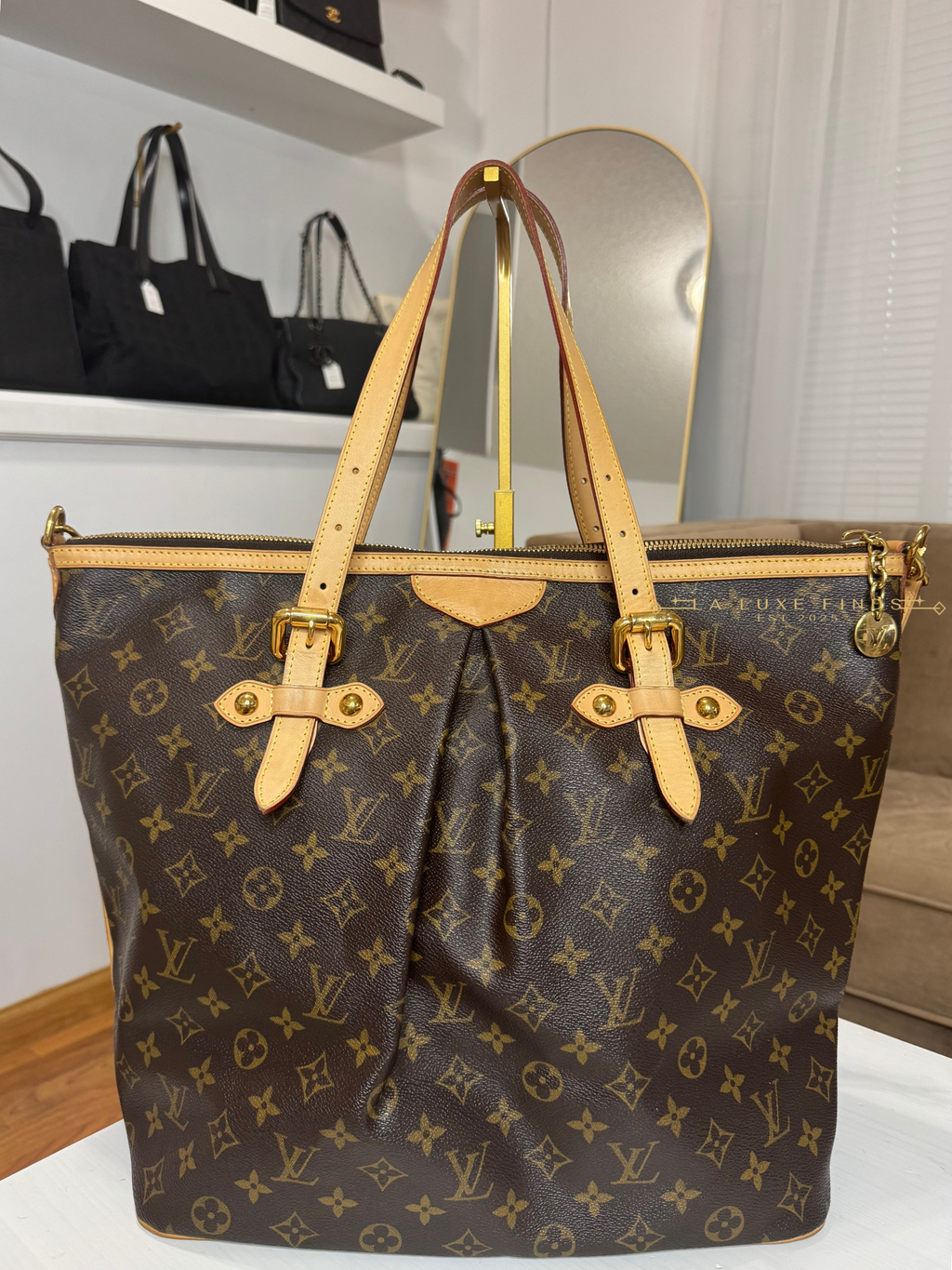 LOUIS VUITTON 2009 Monogram Palermo GM