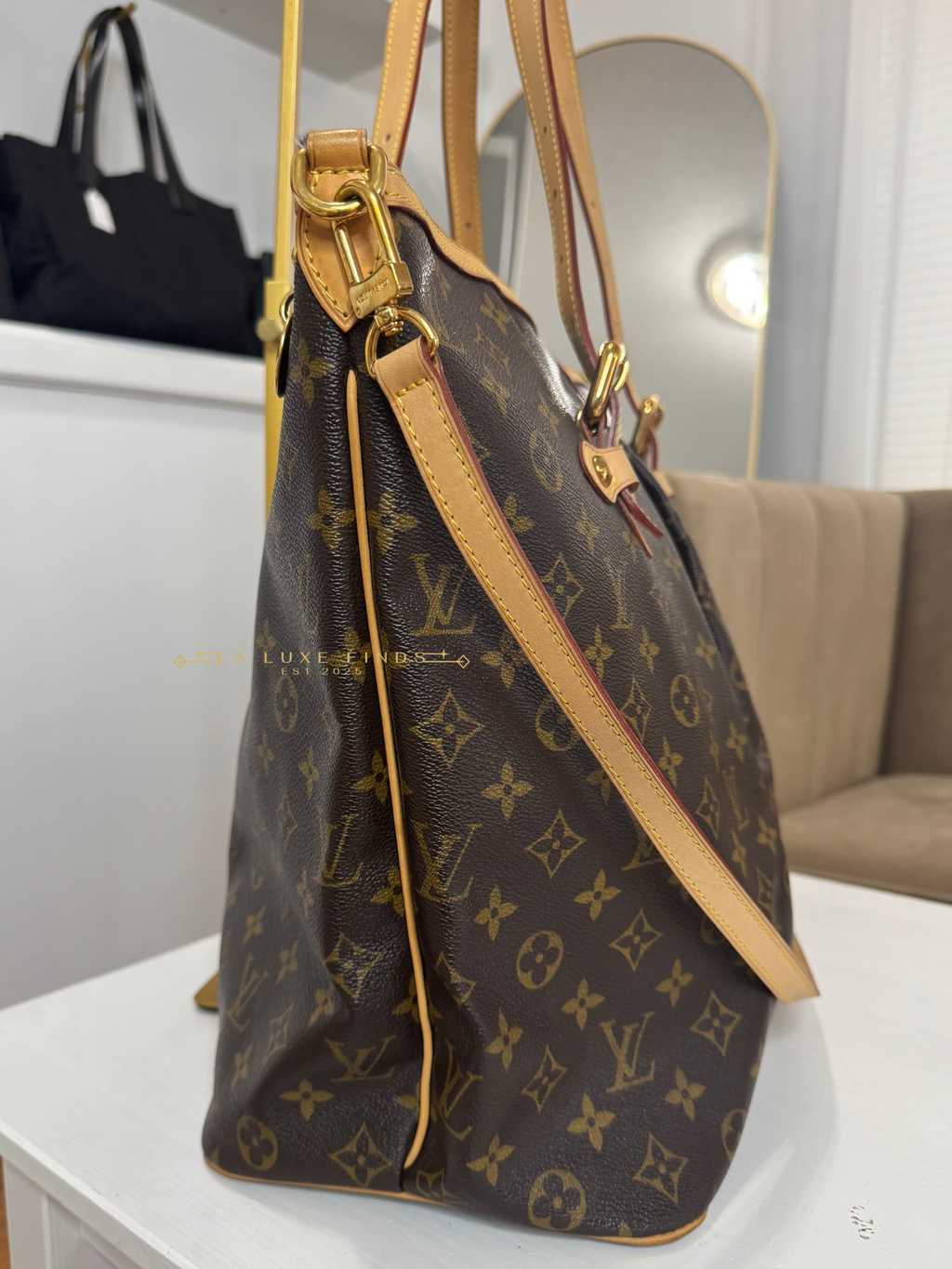 LOUIS VUITTON 2009 Monogram Palermo GM