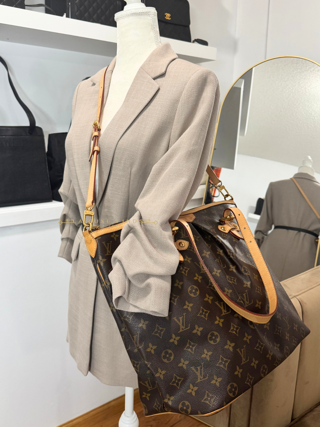 LOUIS VUITTON 2009 Monogram Palermo GM