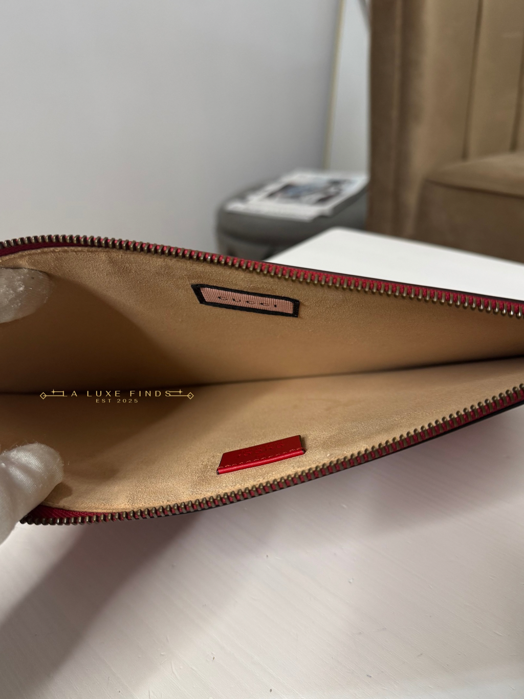 GUCCI Ghost Diamond Print Clutch