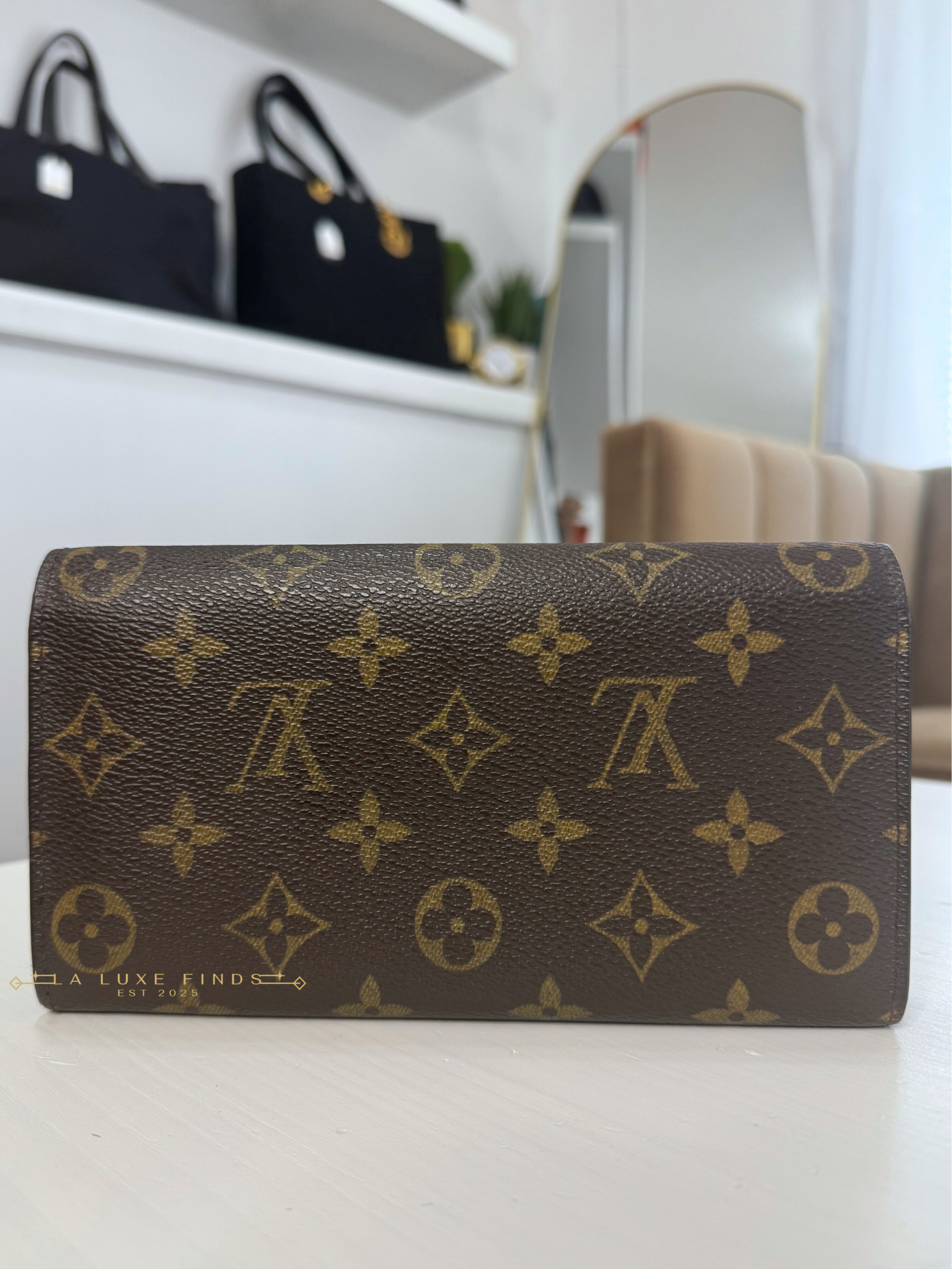 LOUIS VUITTON Monogram Portefeuille Sarah Long Wallet