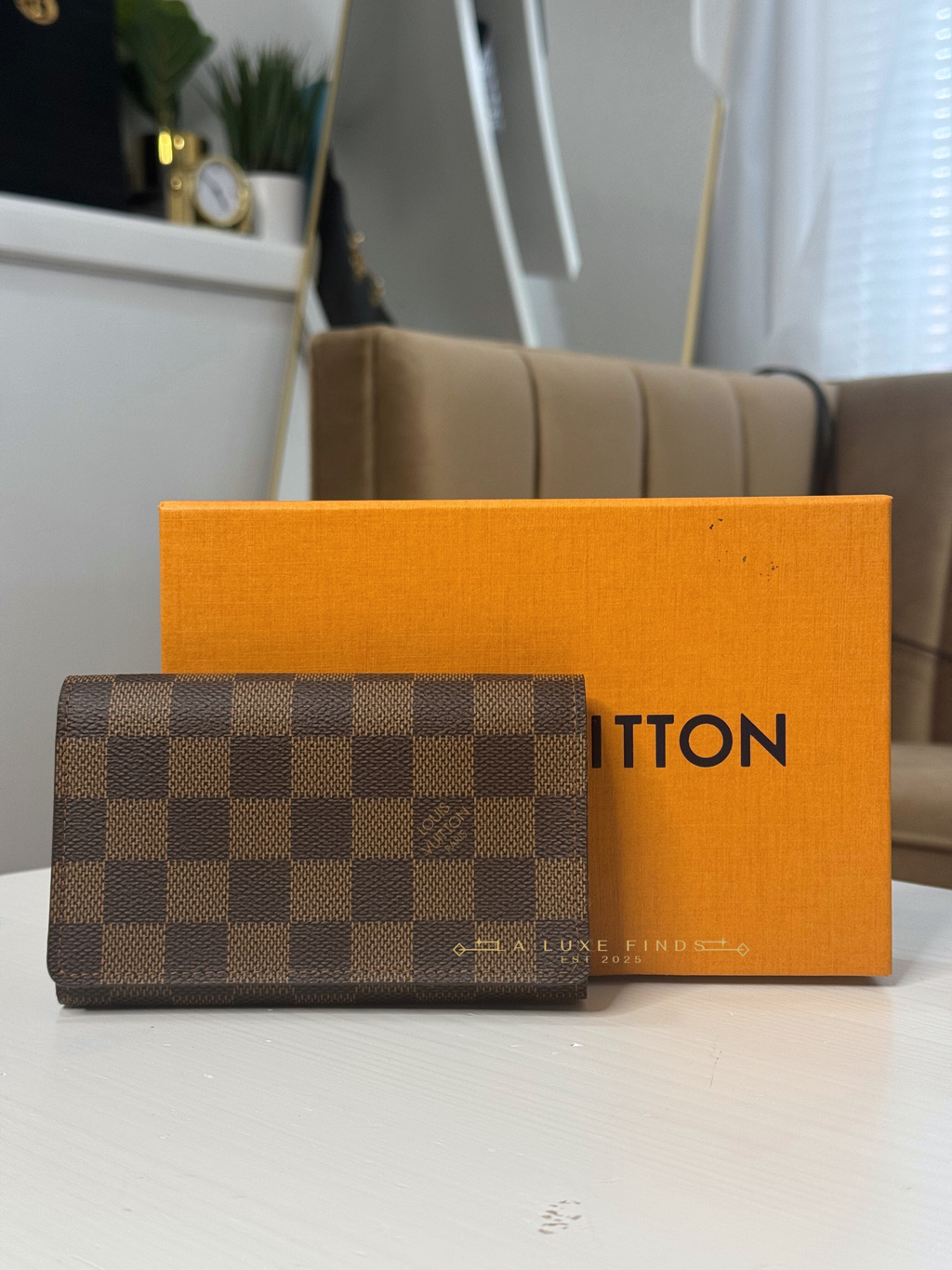 LOUIS VUITTON Damier Ebene Compact Wallet