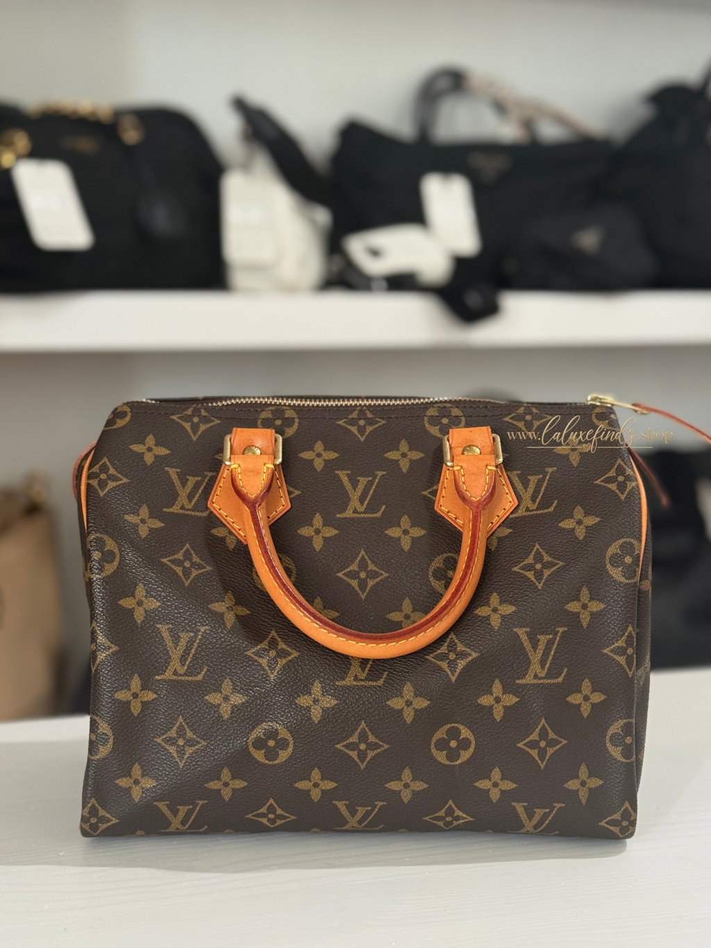 LOUIS VUITTON 1999 Monogram Speedy 25