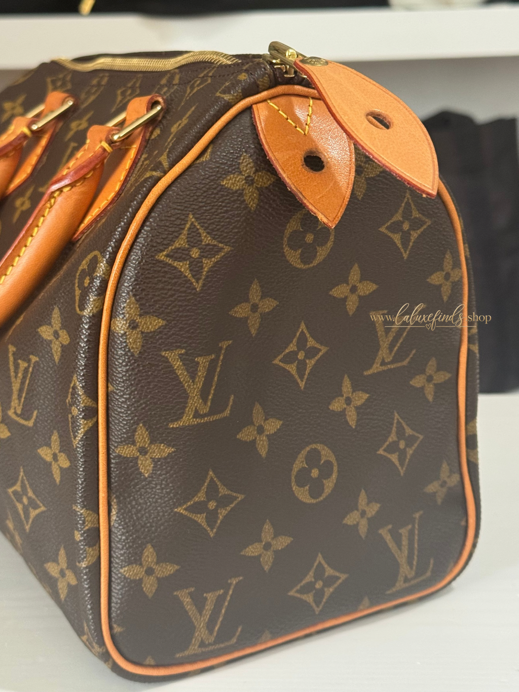 LOUIS VUITTON 1999 Monogram Speedy 25