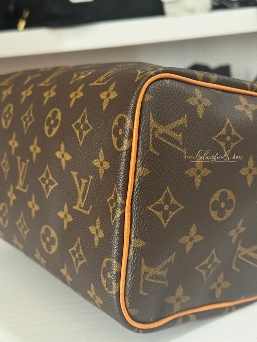 LOUIS VUITTON 1999 Monogram Speedy 25