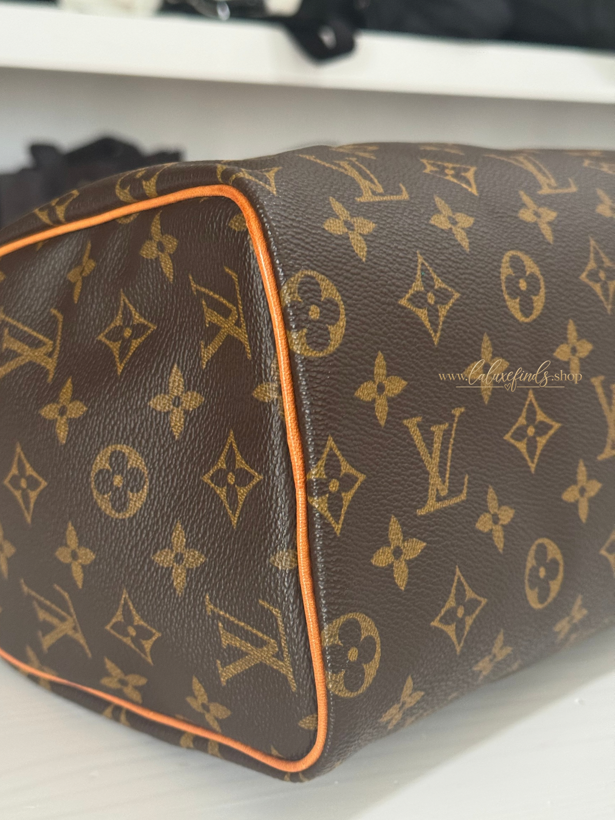 LOUIS VUITTON 1999 Monogram Speedy 25