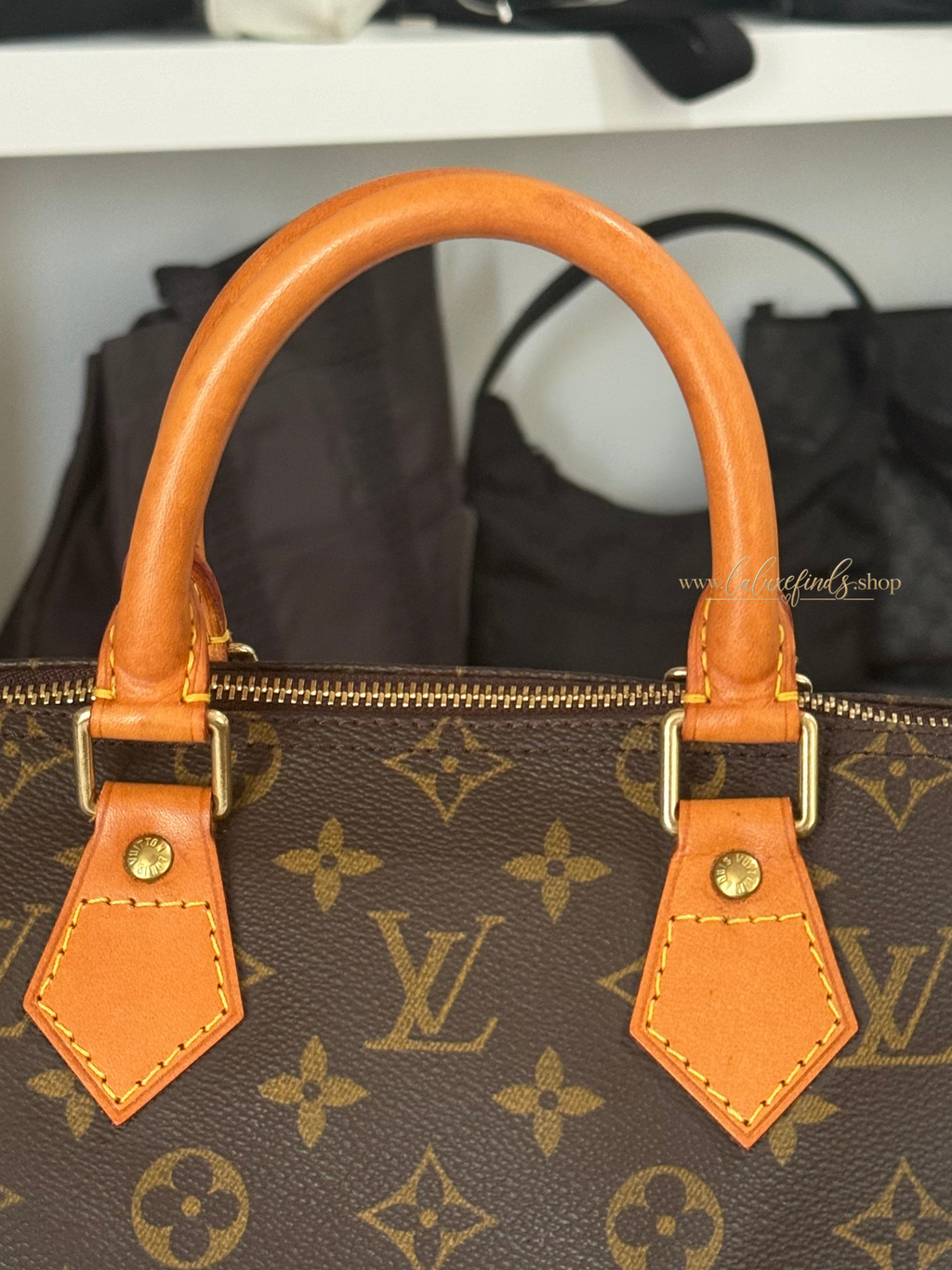 LOUIS VUITTON 1999 Monogram Speedy 25