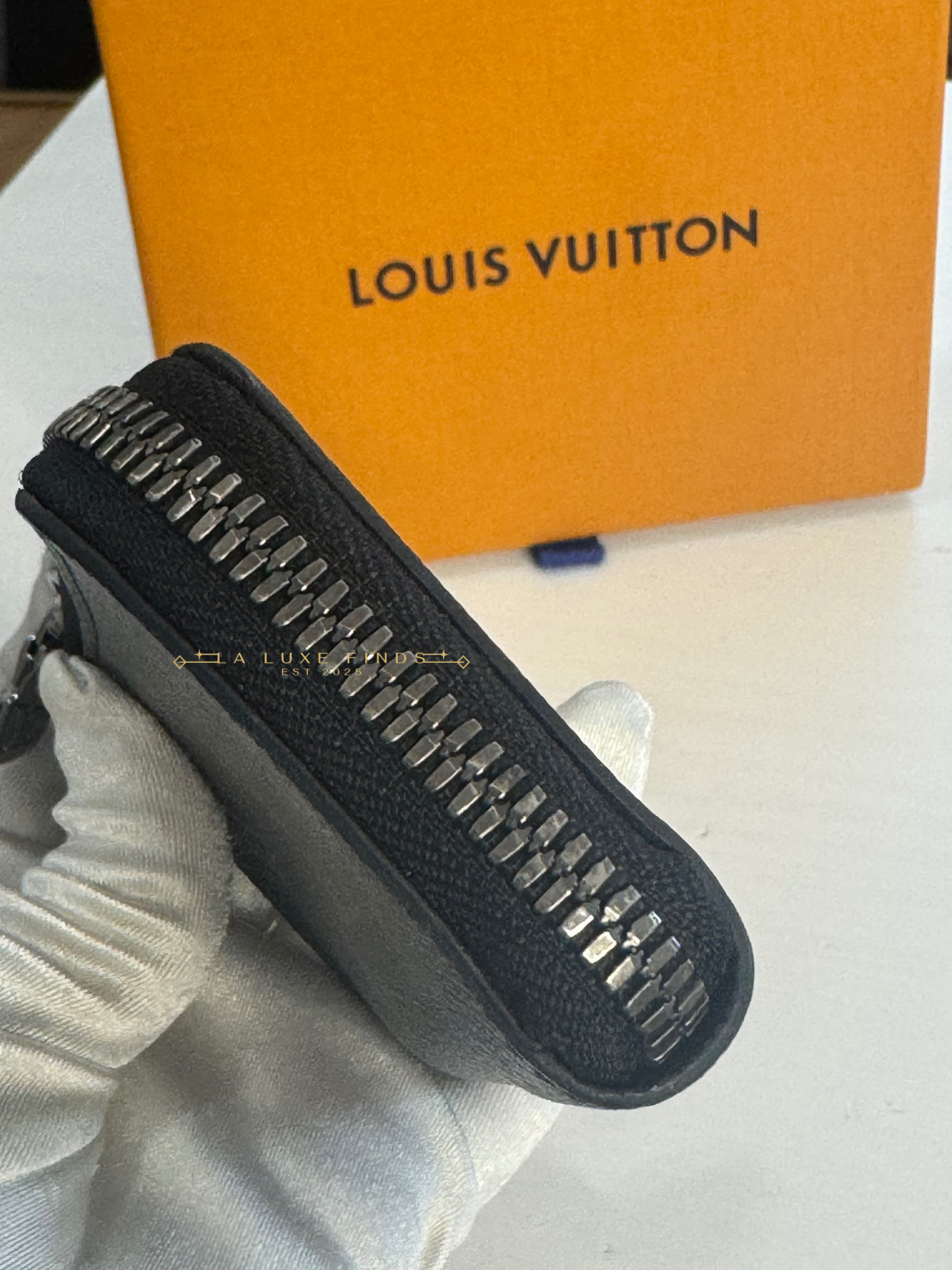 LOUIS VUITTON Monogram Eclipse Porte Monnaie Coin Card Case