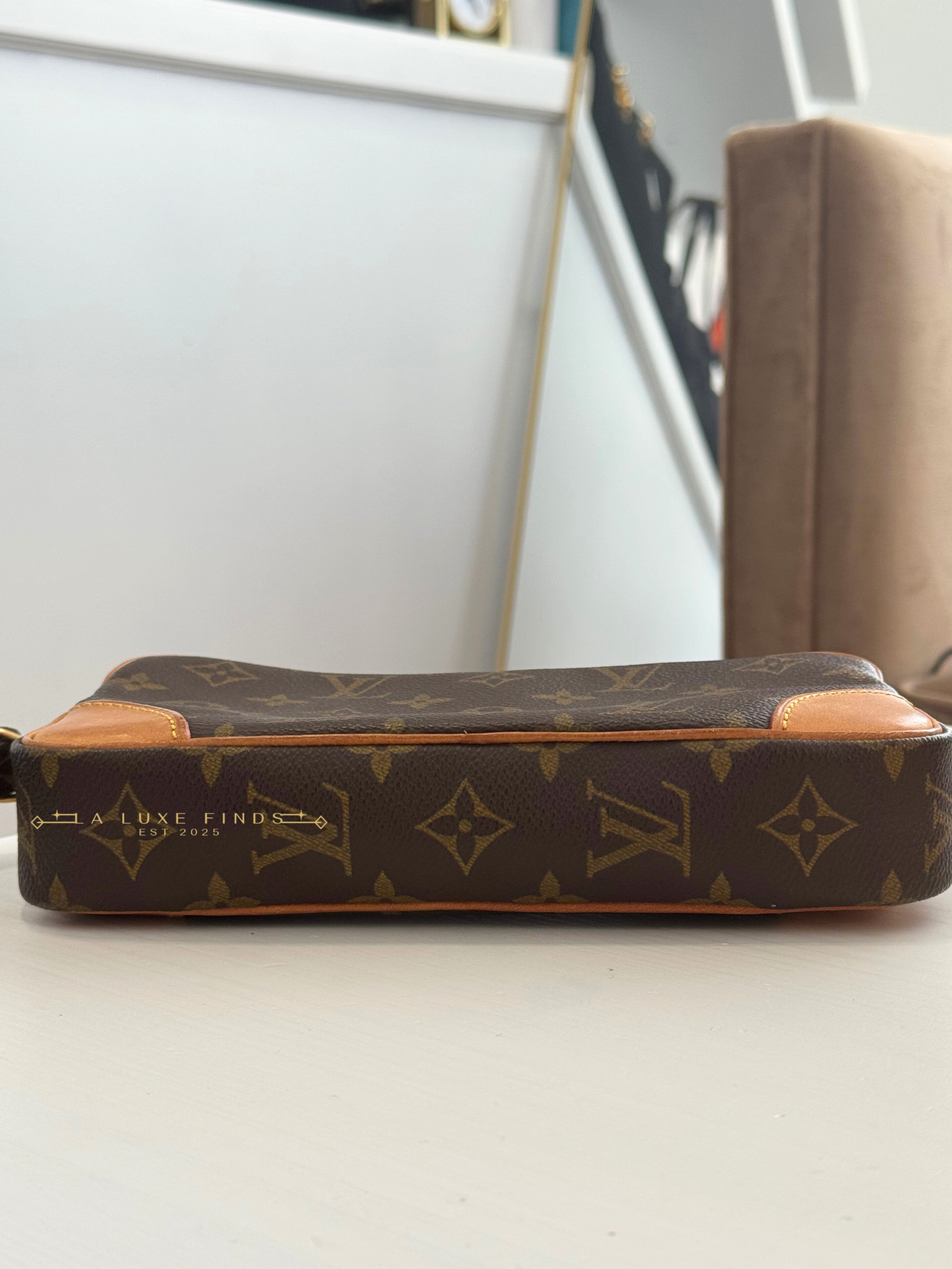 LOUIS VUITTON Marly Dragonne PM Clutch