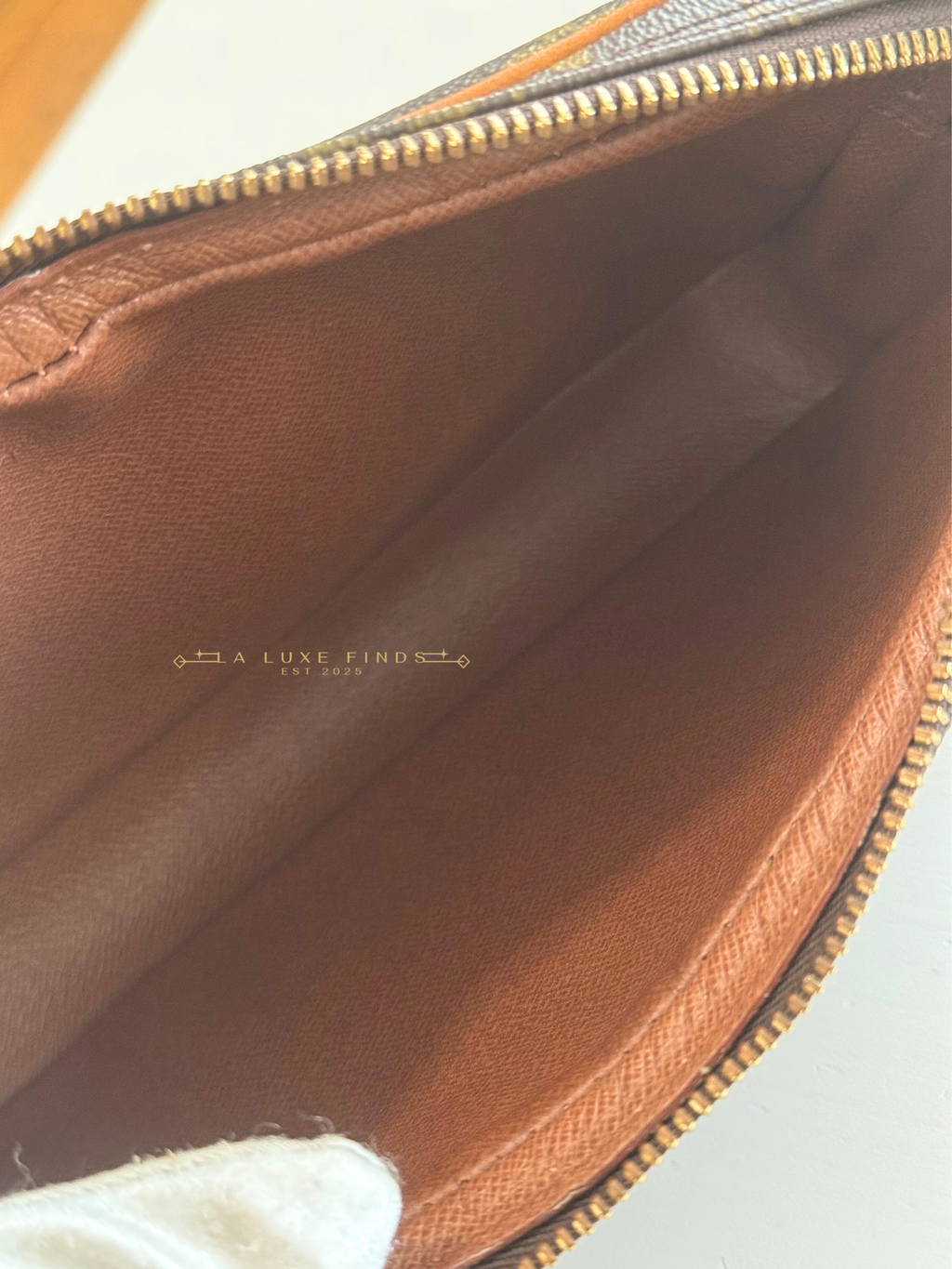 LOUIS VUITTON Marly Dragonne PM Clutch