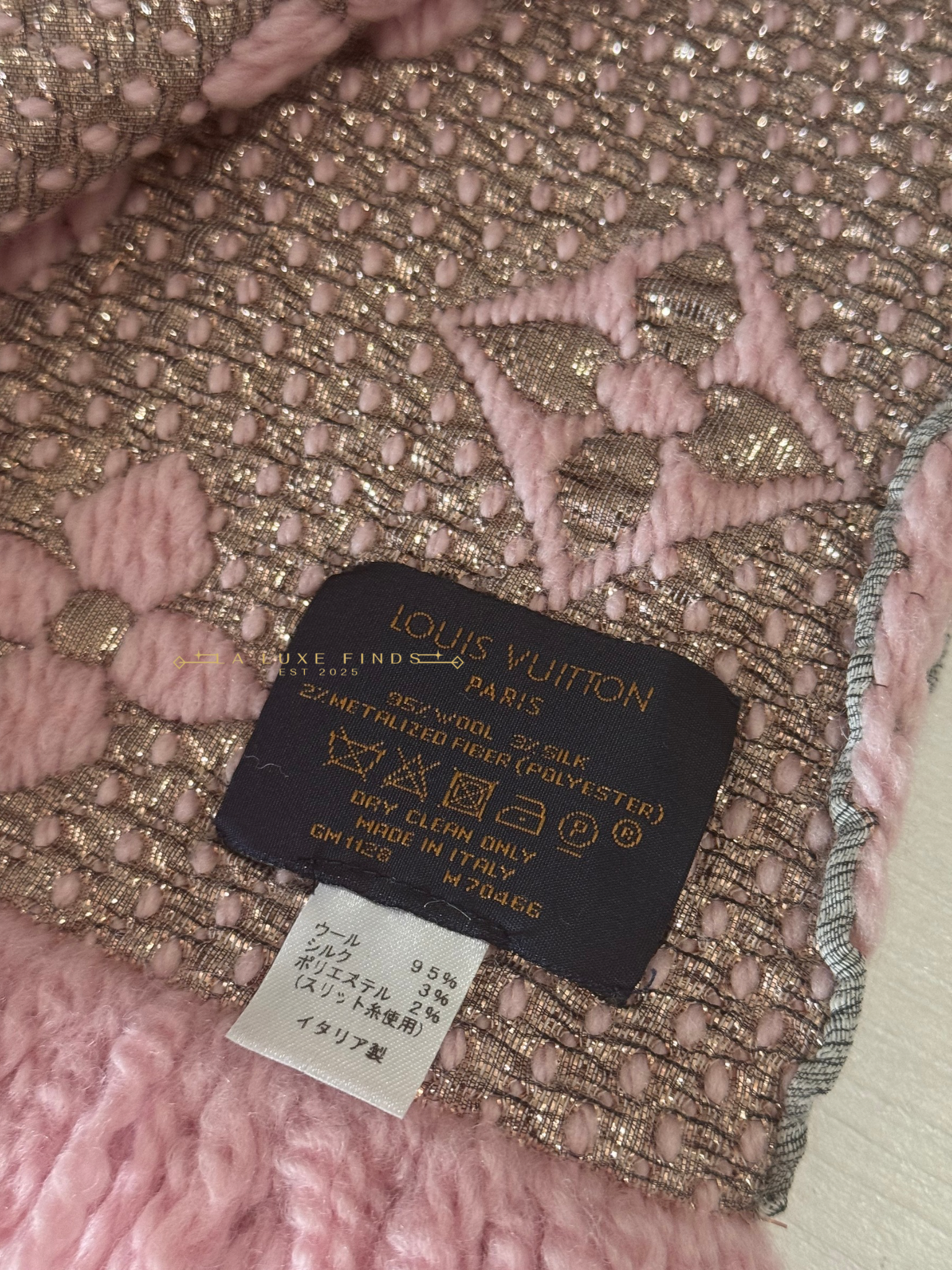 LOUIS VUITTON 2018 Logomania Scarf