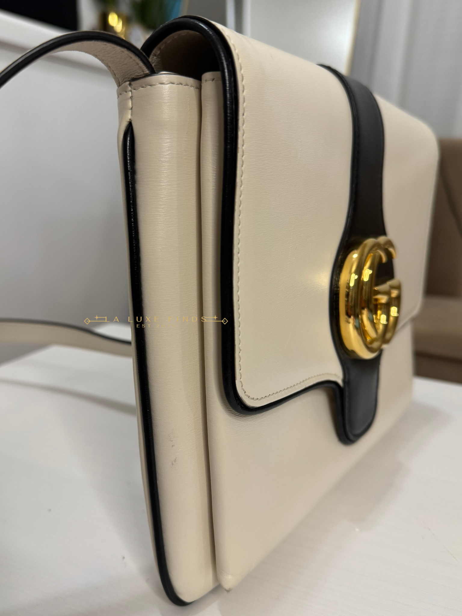 GUCCI Arli Crossbody Bag