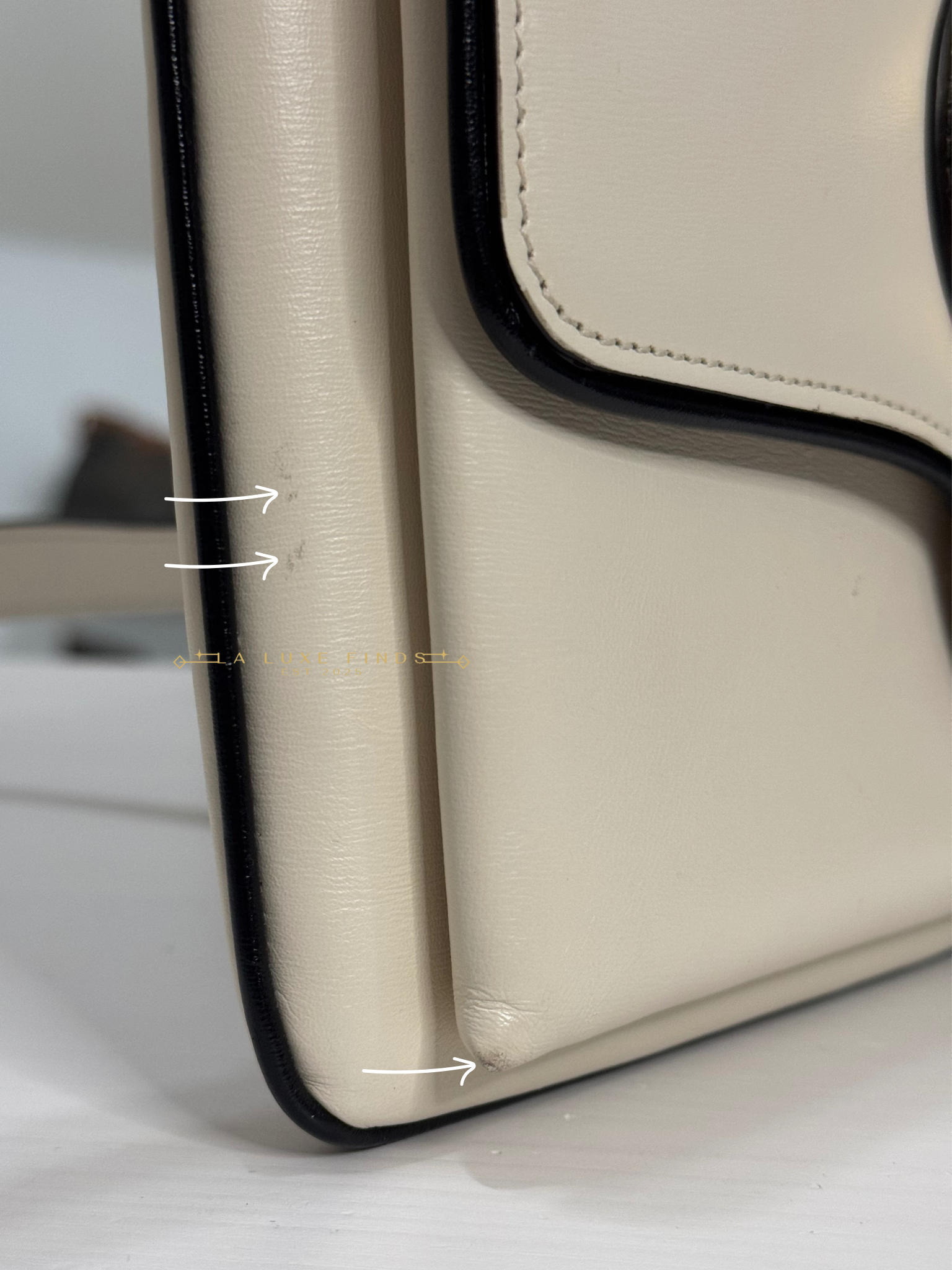 GUCCI Arli Crossbody Bag