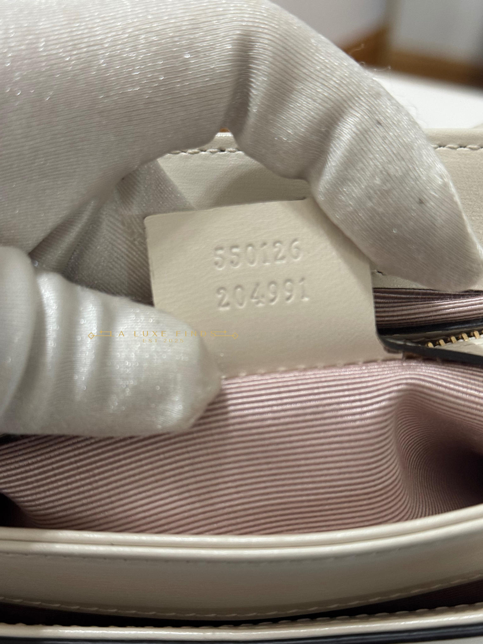 GUCCI Arli Crossbody Bag