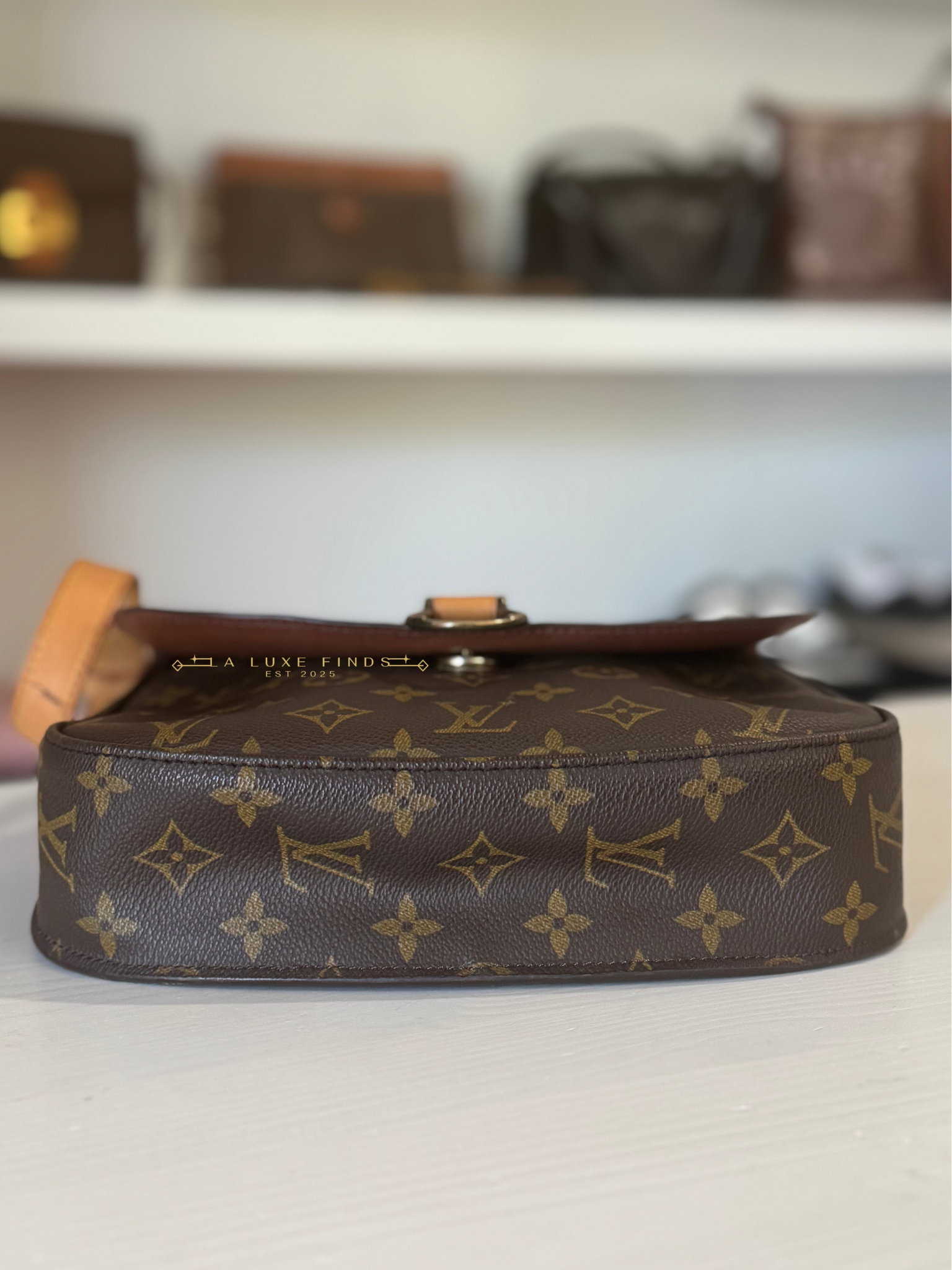 LOUIS VUITTON 1990 Monogram Saint Cloud GM