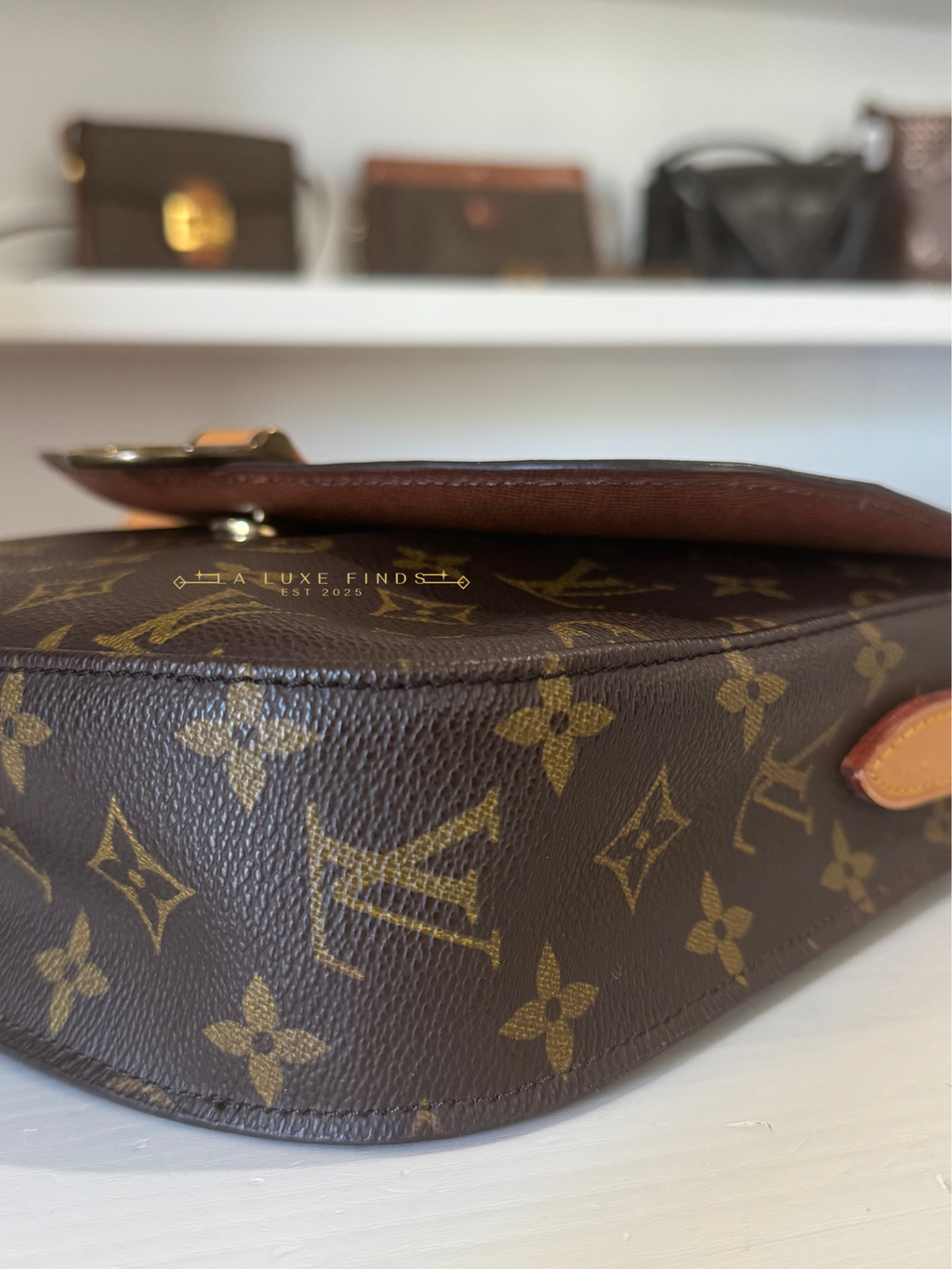 LOUIS VUITTON 1990 Monogram Saint Cloud GM