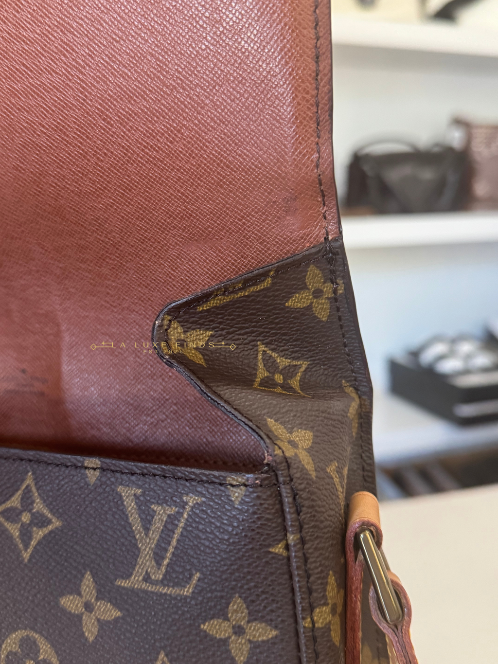 LOUIS VUITTON 1990 Monogram Saint Cloud GM
