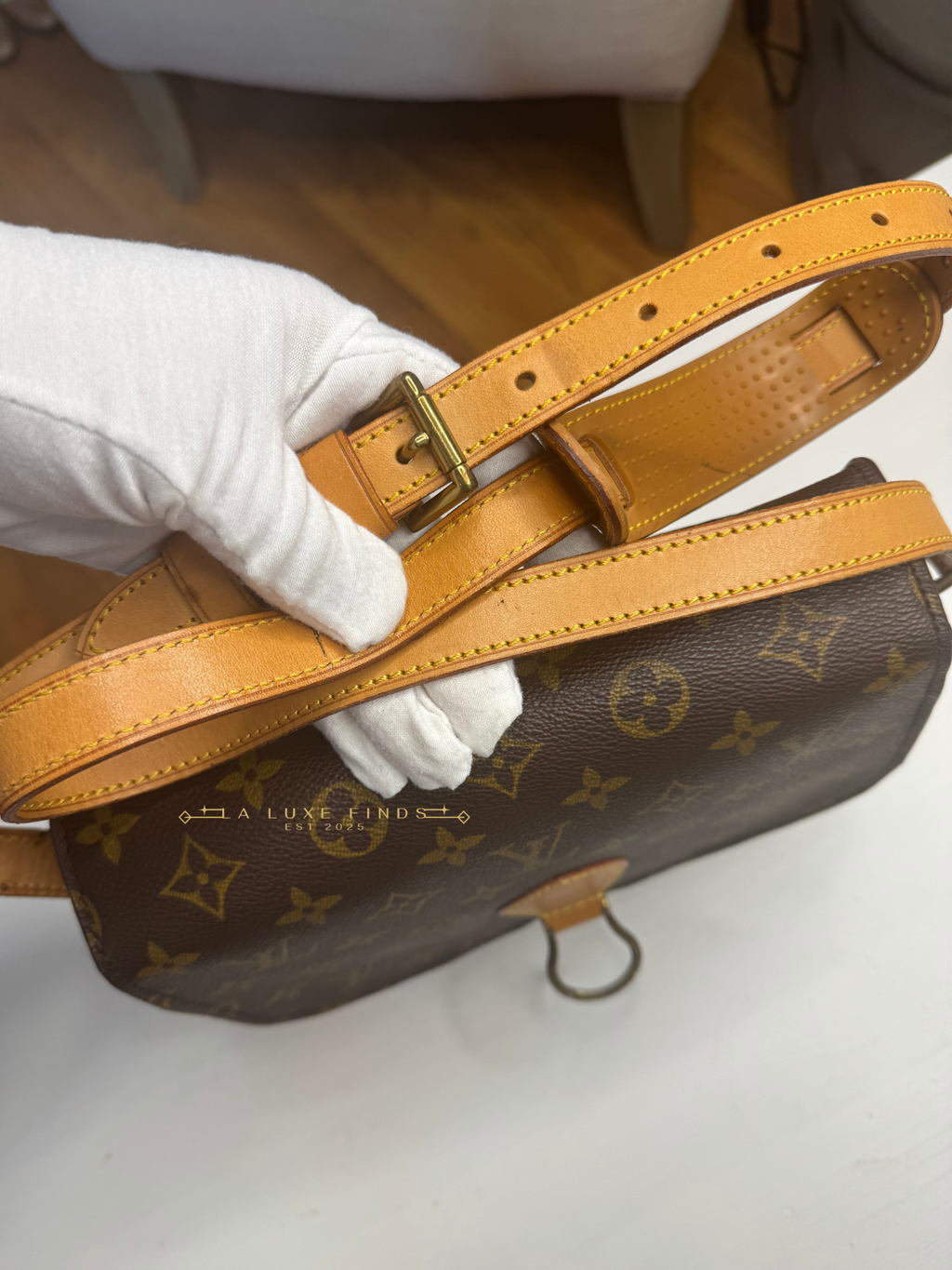 LOUIS VUITTON 1990 Monogram Saint Cloud GM