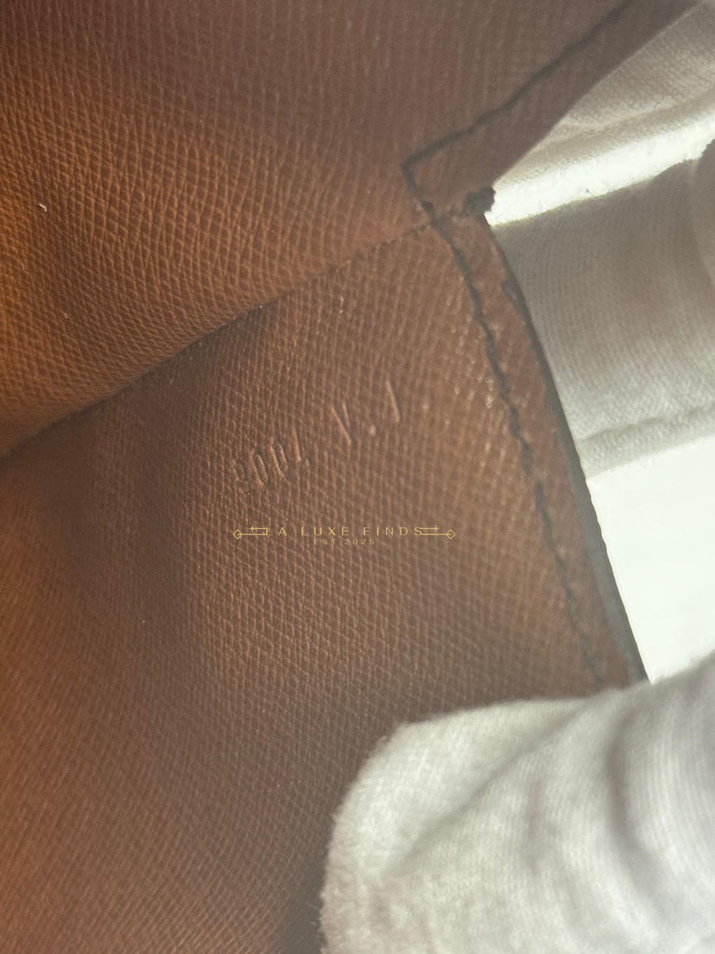 LOUIS VUITTON 1990 Monogram Saint Cloud GM