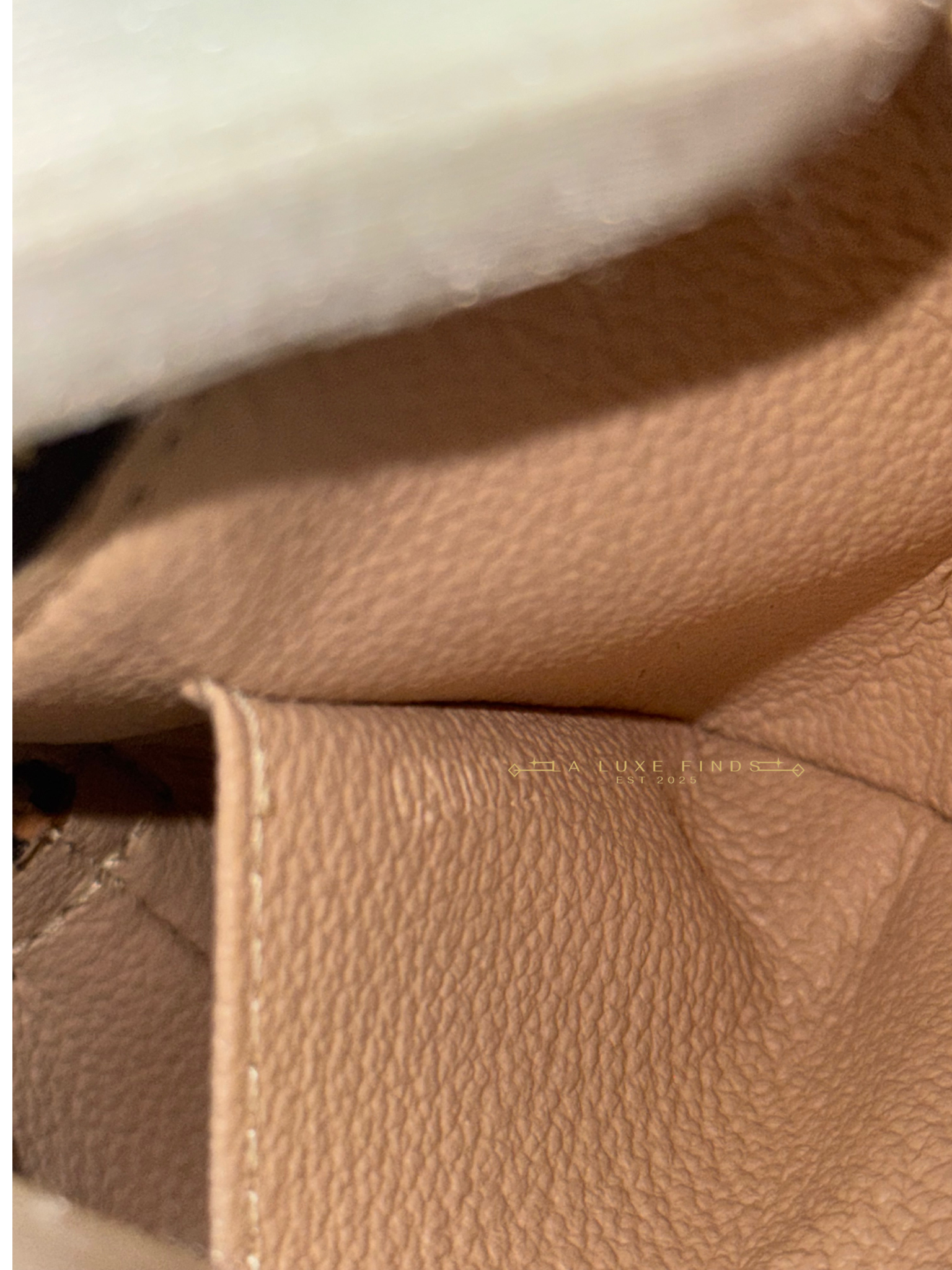 LOUIS VUITTON Monogram Cosmetic Pouch