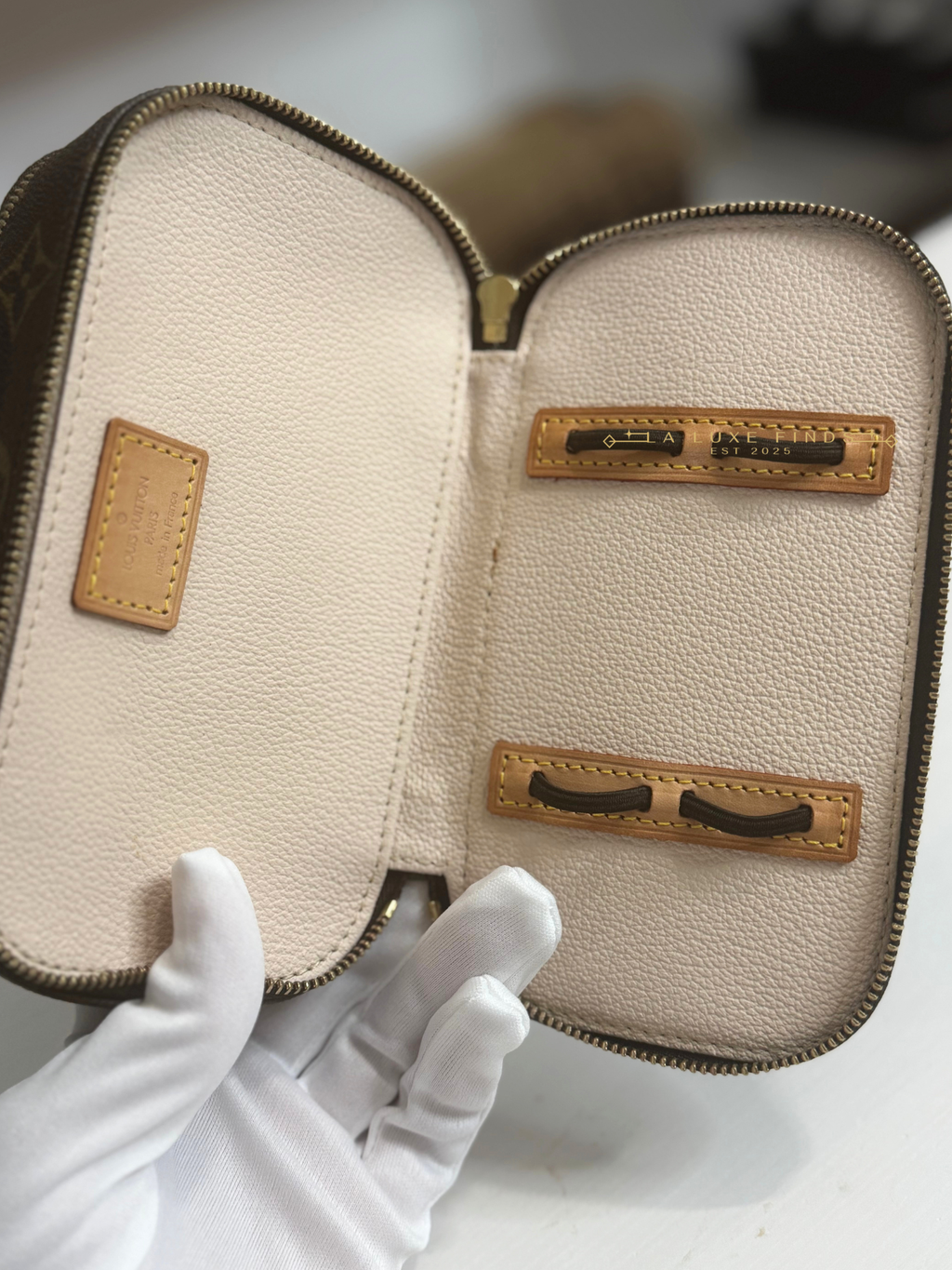 LOUIS VUITTON 2002 Monogram Monte-Carlo Jewelry Case