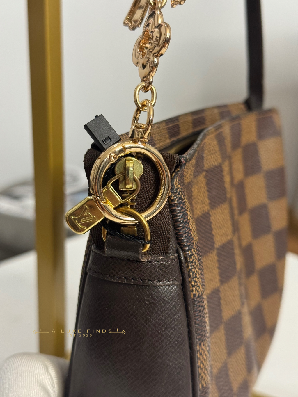 LOUIS VUITTON Damier Ebene Trousse