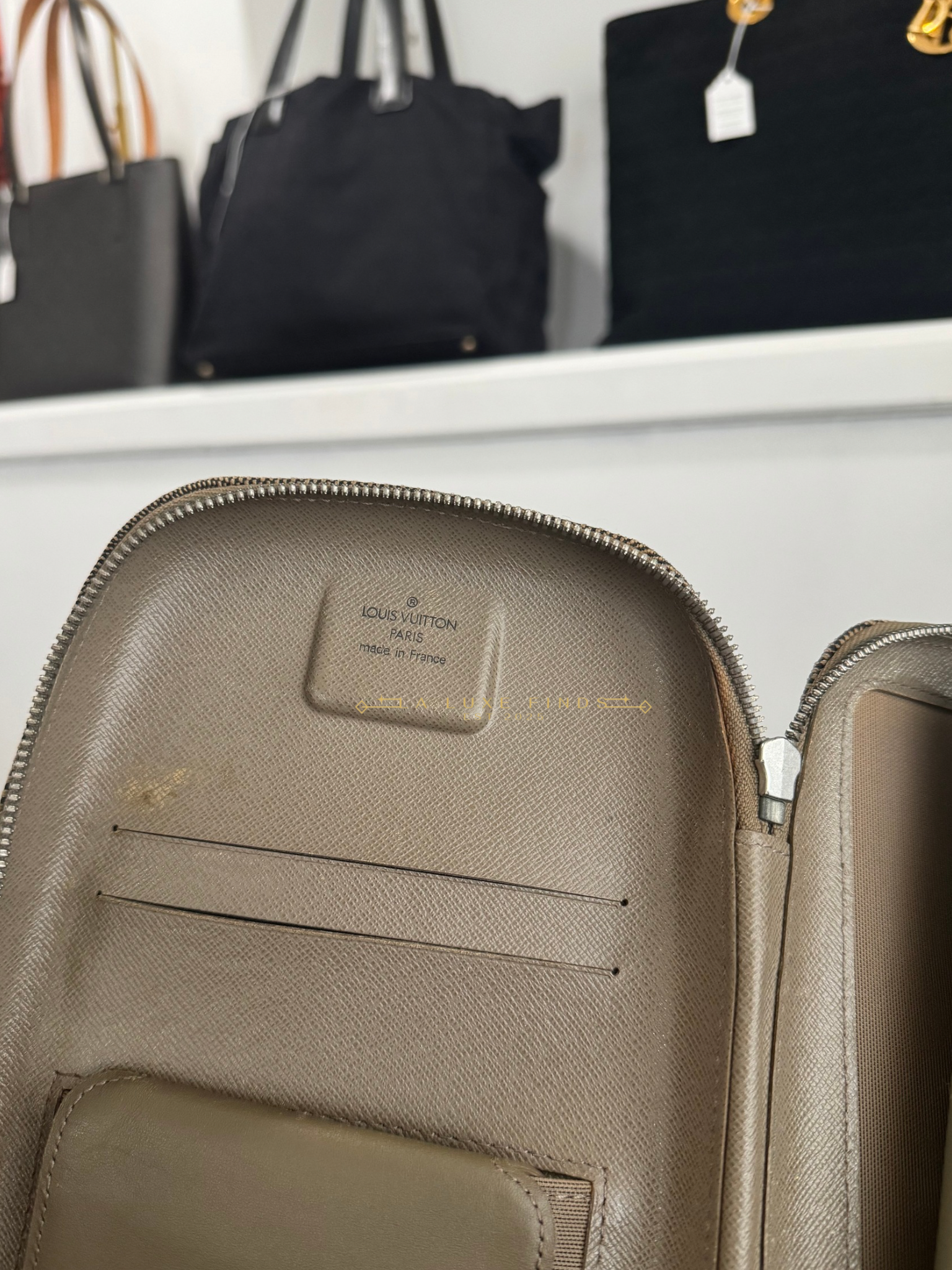 LOUIS VUITTON Damier Geant Mage Body Bag