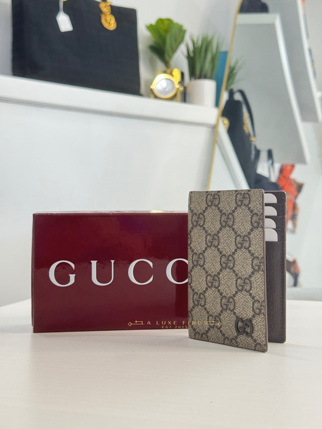GUCCI Bifold Card Holder