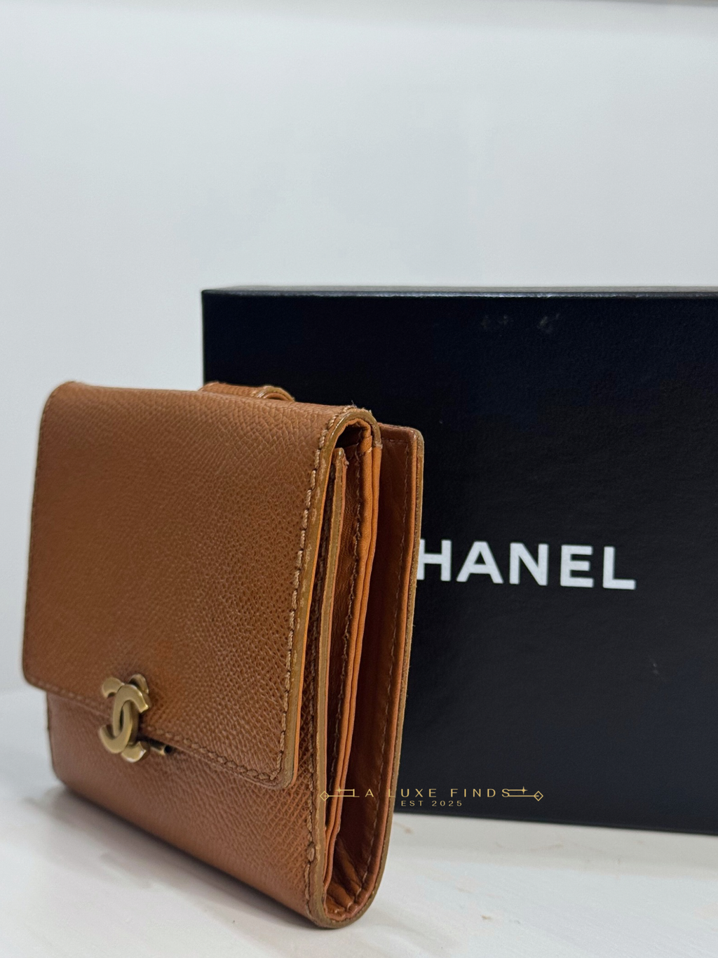 CHANEL CC Caviar Compact Wallet