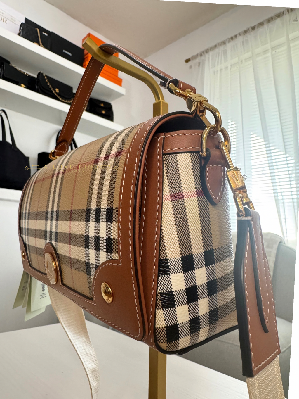 BURBERRY Top Handle Note Bag