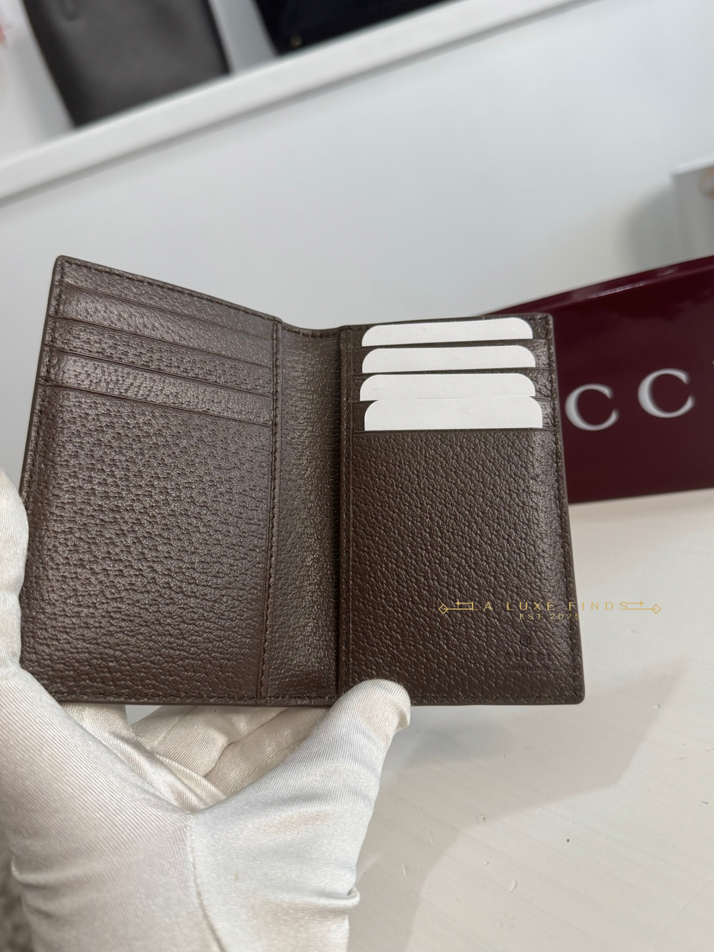 GUCCI Bifold Card Holder