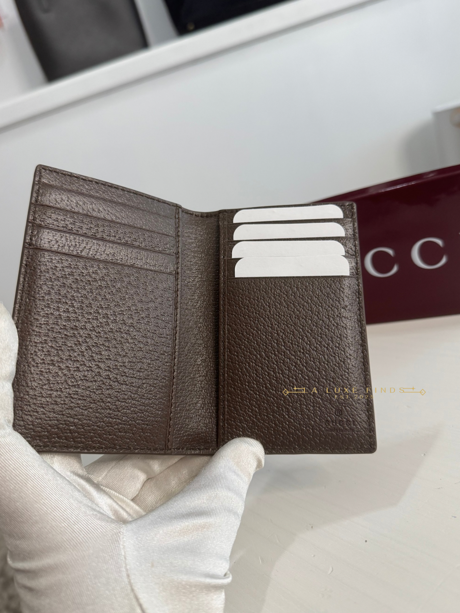 GUCCI Bifold Card Holder