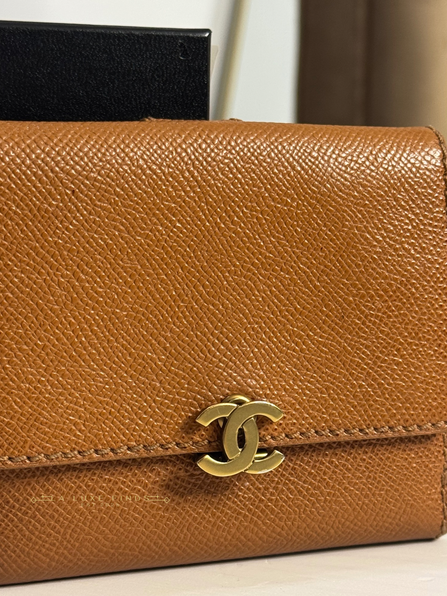 CHANEL CC Caviar Compact Wallet