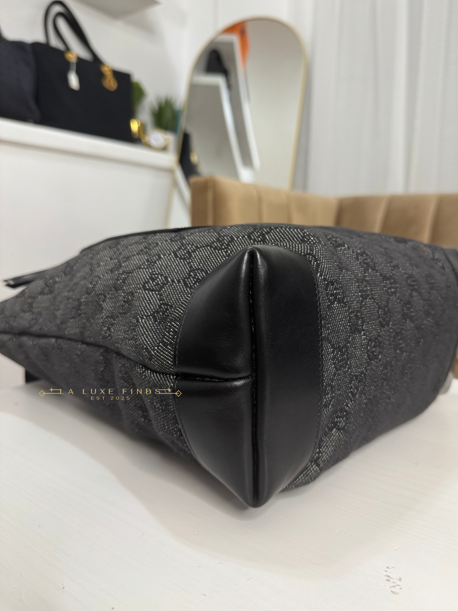 GUCCI GG Canvas Tote